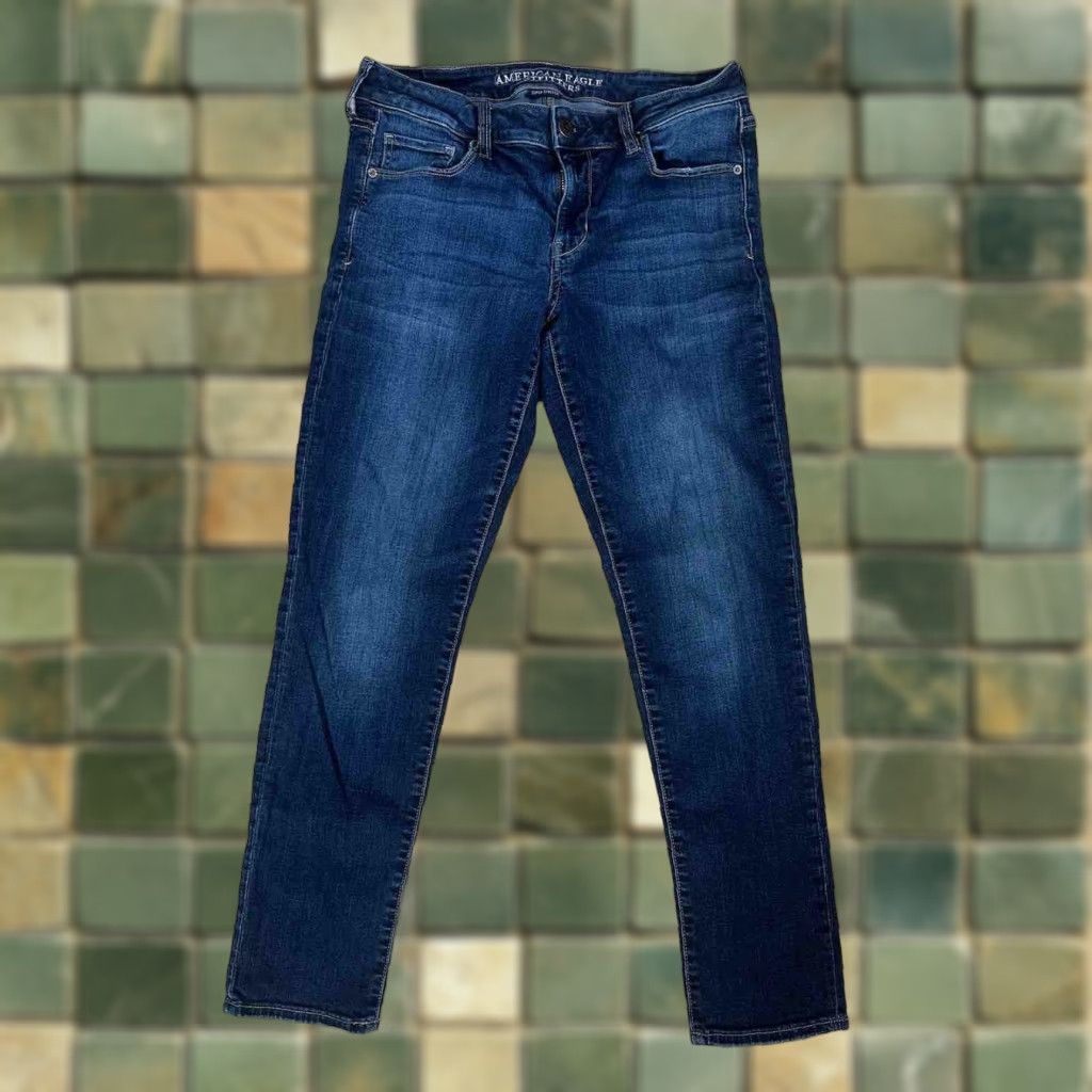 American Eagle Outfitters American Eagle Outfitters Jeans Womens 10 Blue Dark Wash Denim Super Stretch Skinny Regular 5-Pocket Logo Embroidered Knit? Wait—no extra words Size 32" / US 10 / IT 46 - 1 Thumbnail