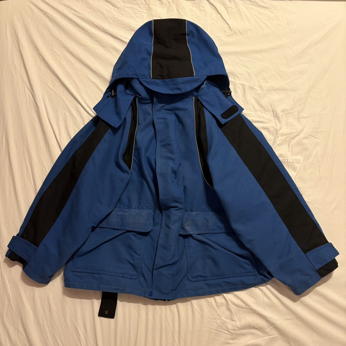 Balenciaga Balenciaga FW16 Swing Parka Size US M / EU 48-50 / 2 - 1 Thumbnail