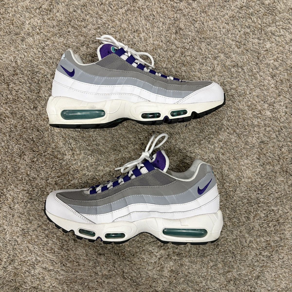 Nike 2018 Nike Air Max 95 Grape Men’s Size 8.5 Womens 10 Size US 8.5 / EU 41-42 - 8 Thumbnail