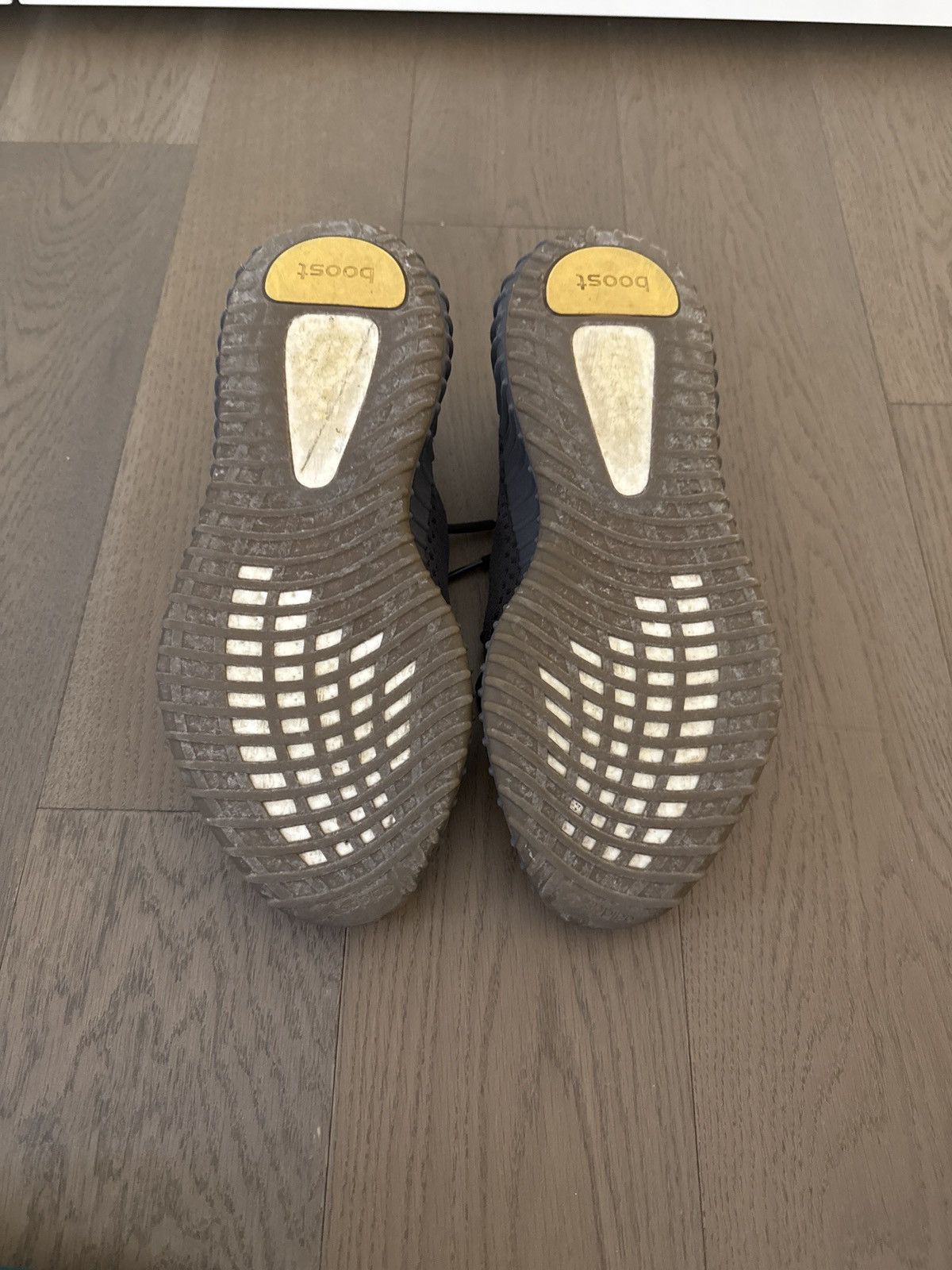 Yeezy Adidas Yeezy Boost 350 V2 Cinder Size US 10 / EU 43 - 5 Thumbnail