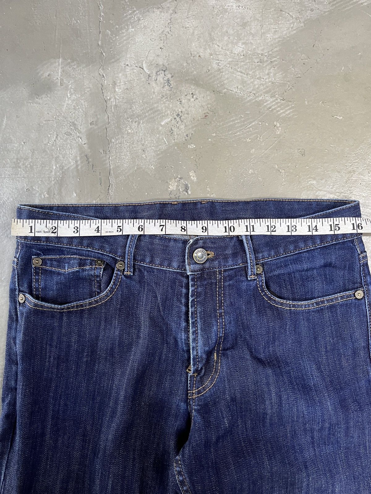 Burberry Burberry BRIT Non Selvedge Indigo Denim Straight Cut Jeans Size US 32 / EU 48 - 9 Thumbnail