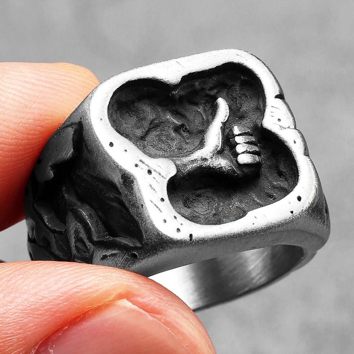 Vintage Thumb Up Stainless Steel Men Ring Size ONE SIZE - 1 Thumbnail