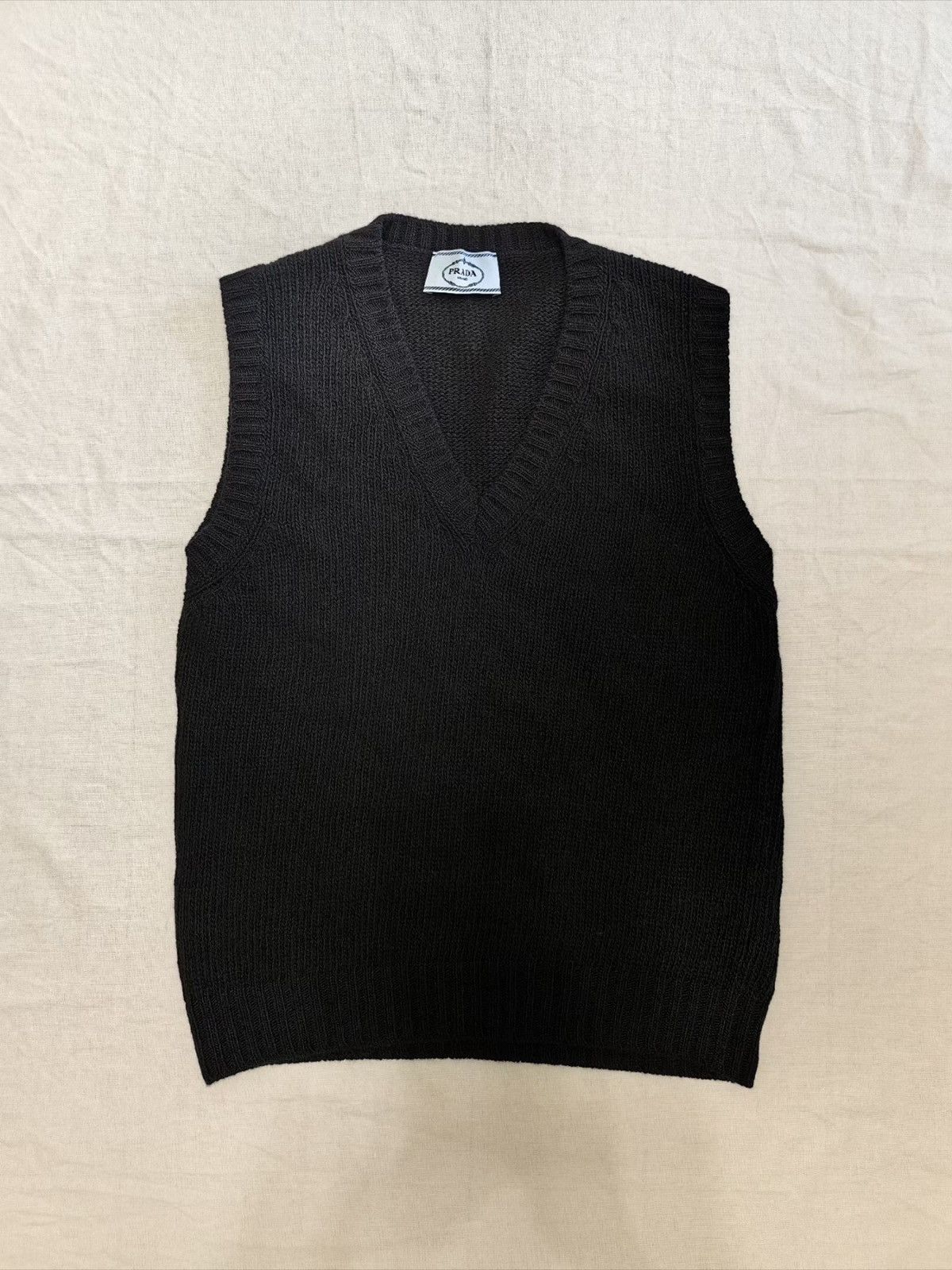 Prada Prada Cashmere knitwear 40IT Size US XXS / EU 40 - 1 Thumbnail