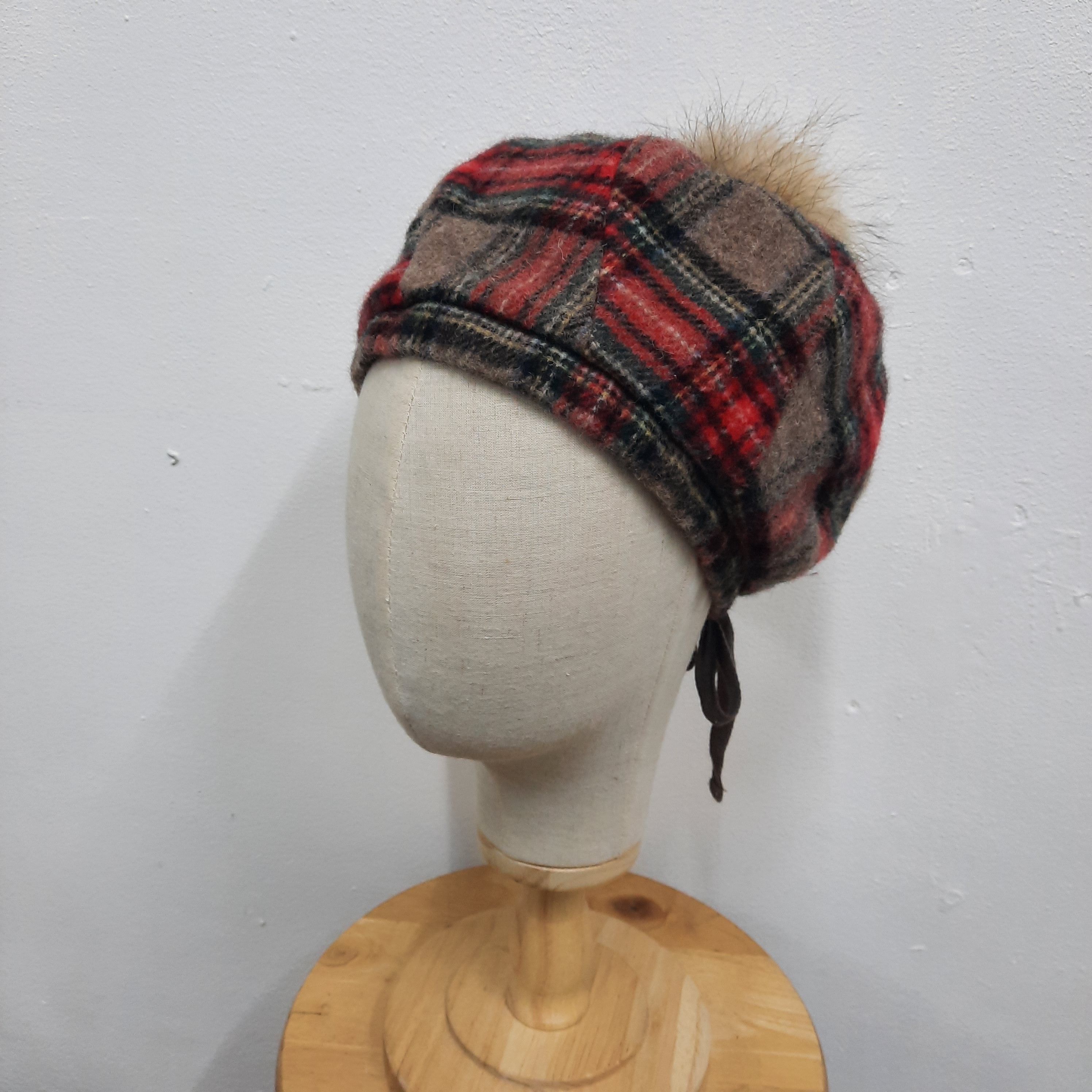 Japanese Brand 💮 Japanese brand malisa patchwork checked wool beret Size ONE SIZE - 2 Thumbnail