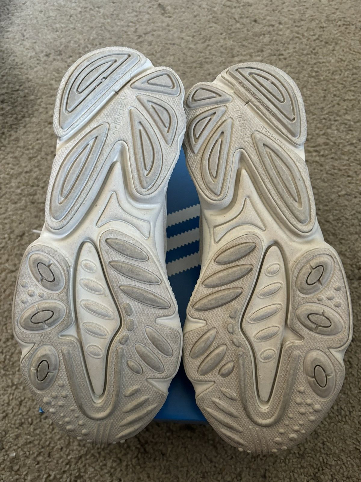 Adidas Adidas Ozweego Size US 9 / EU 42 - 6 Thumbnail