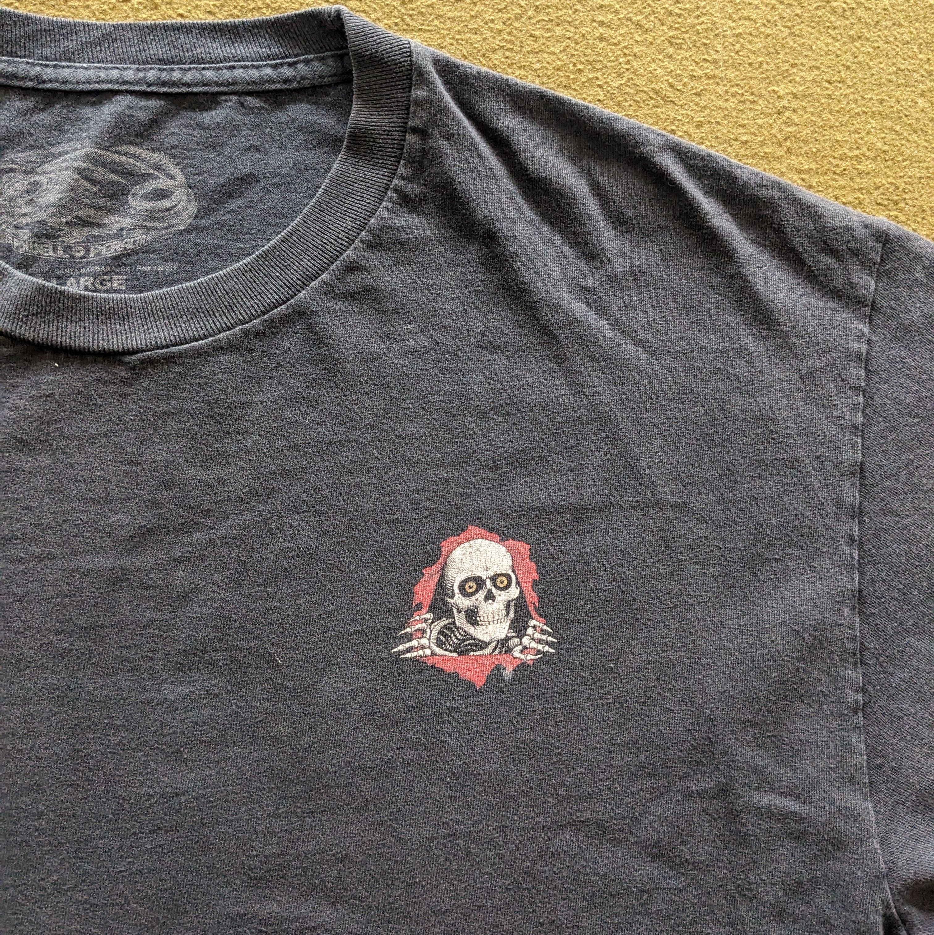Vintage Vintage POWELL PERALTA Skulls Design T-shirt Size US XL / EU 56 / 4 - 4 Thumbnail