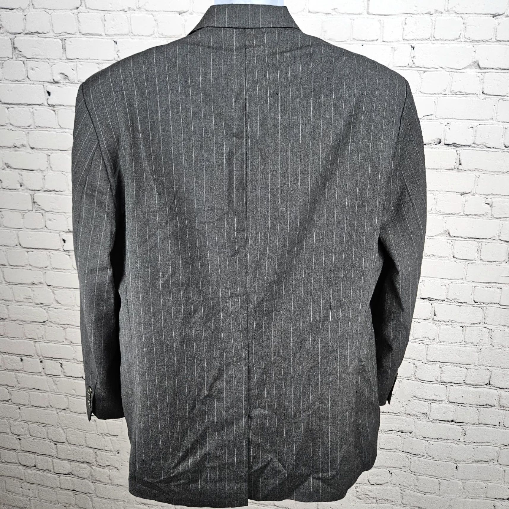 Ralph Lauren VTG Lauren Ralph Lauren Grey Wool 2 Button Notch Blazer Sport Coat 42R Mens European-style Classic Single-Breasted Jacket Size 42R - 2 Thumbnail