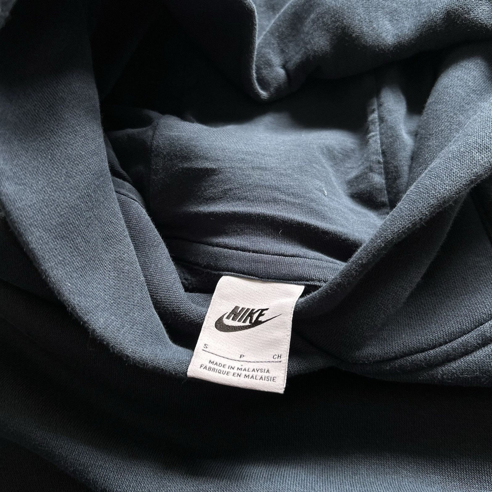 Nike × Vintage Nike Center Swoosh Navy Blue Women’s Oversized Hoodie Small Size S / US 4 / IT 40 - 4 Thumbnail