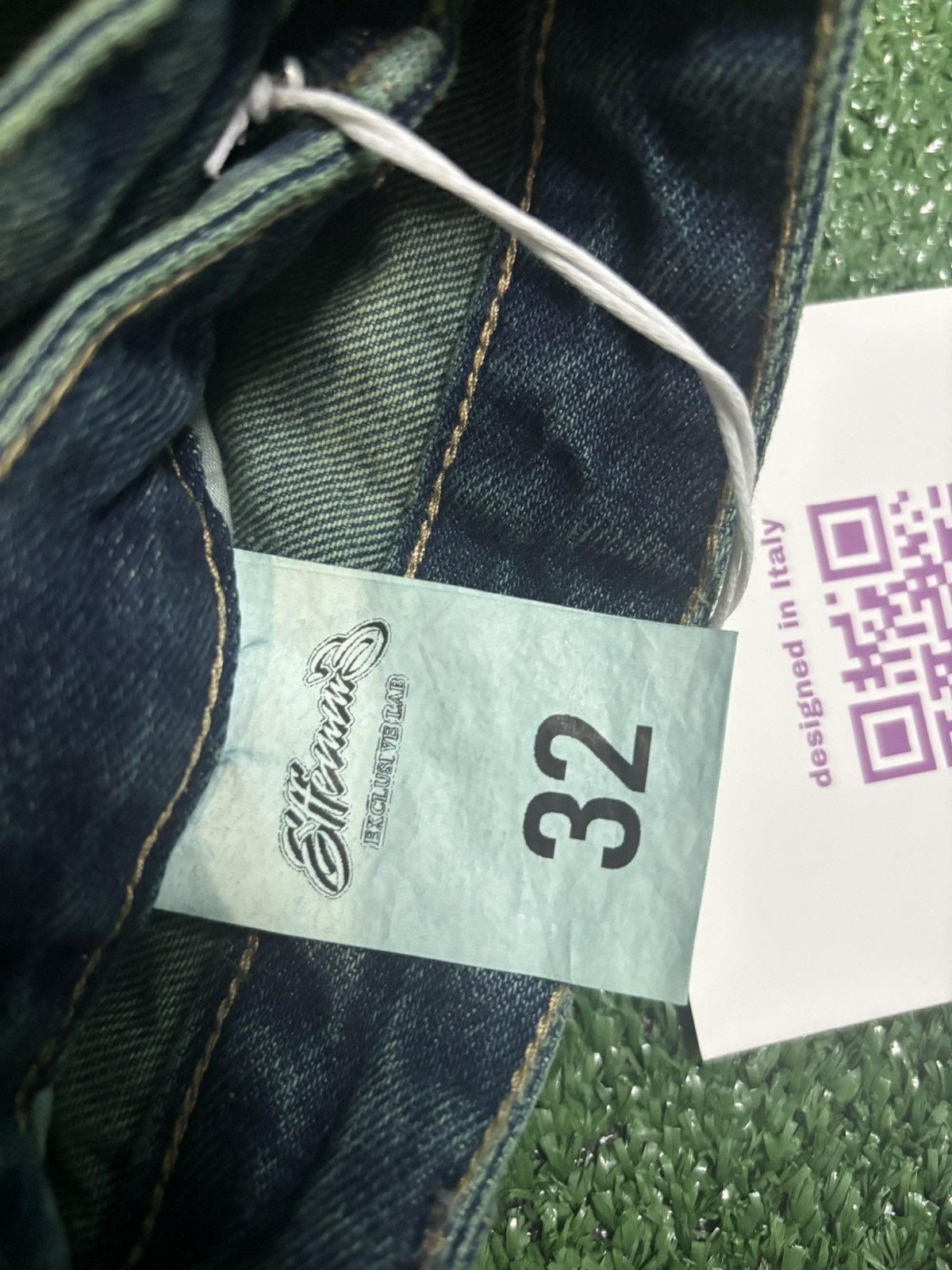 Other Effemme Short Goat Size US 32 / EU 48 - 4 Thumbnail