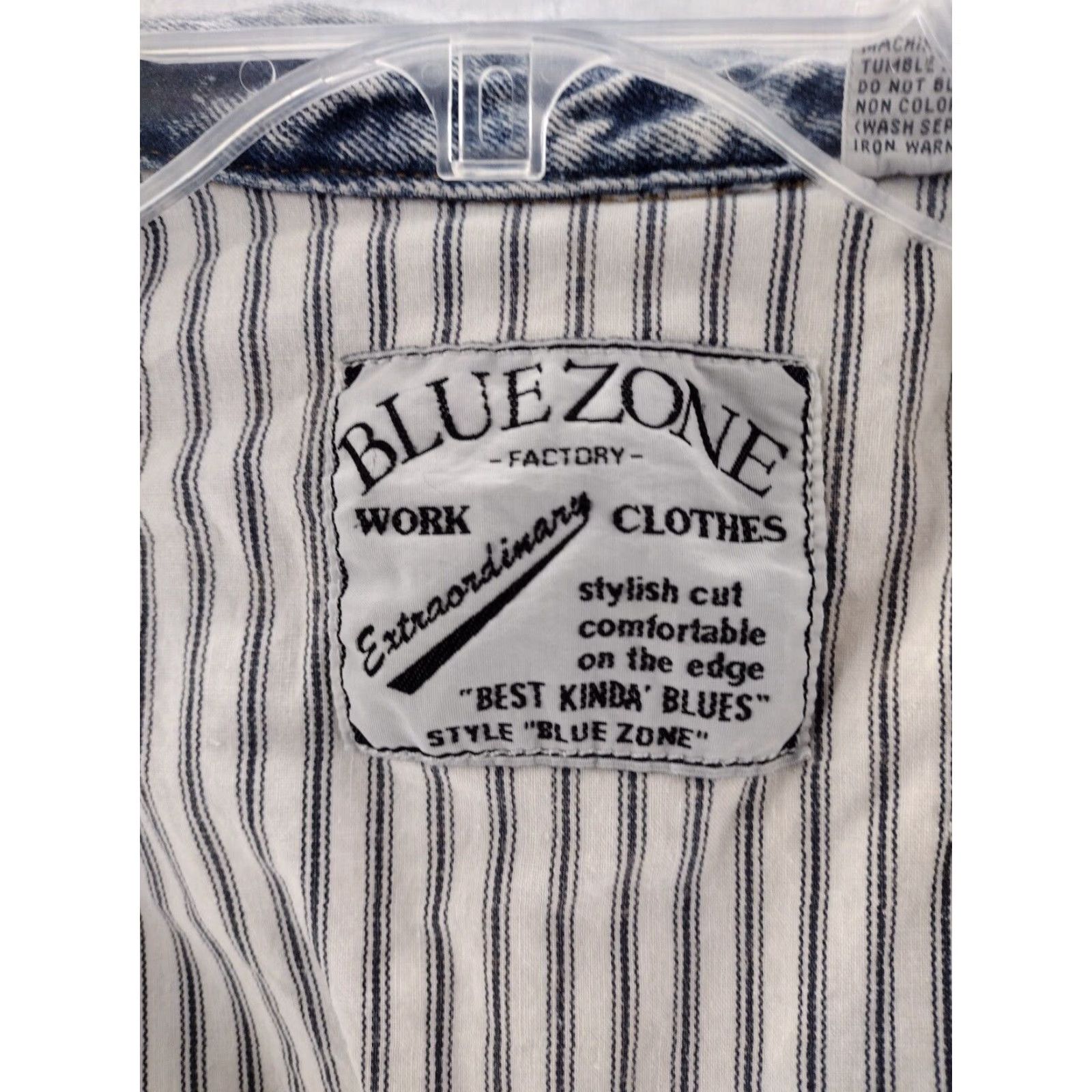 Vintage VINTAGE Blue Zone Jacket Mens M Denim Blue 90s Bomber Zone Stone wash Pockets Snap Closure Shirt? Size US 31 - 7 Thumbnail