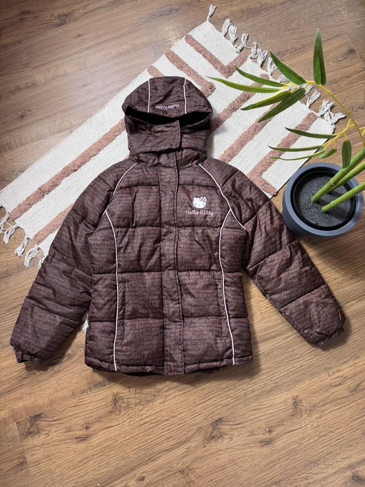 Cartoon Network VINTAGE HELLO KITTY SANRIO 2000s DOWN PUFFER JACKET Size S / US 4 / IT 40 - 1 Thumbnail