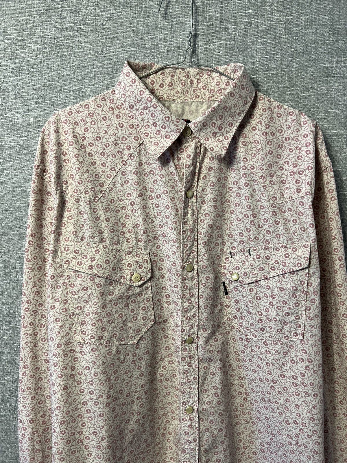 Paul Smith Paul Smith Flowers All Over Printed Button Up Shirt Size US XL / EU 56 / 4 - 2 Thumbnail