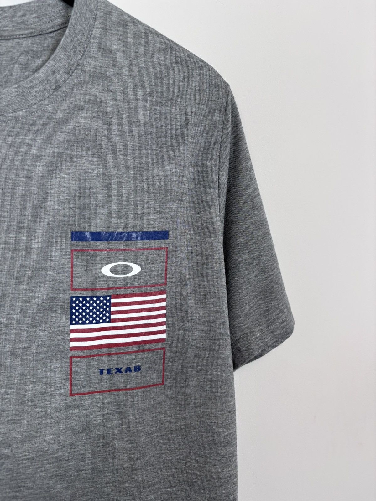 Oakley Oakley Gray Melange NWT Texas USA T-Shirt Tee Men’s Big Logo Size US S / EU 44-46 / 1 - 6 Thumbnail