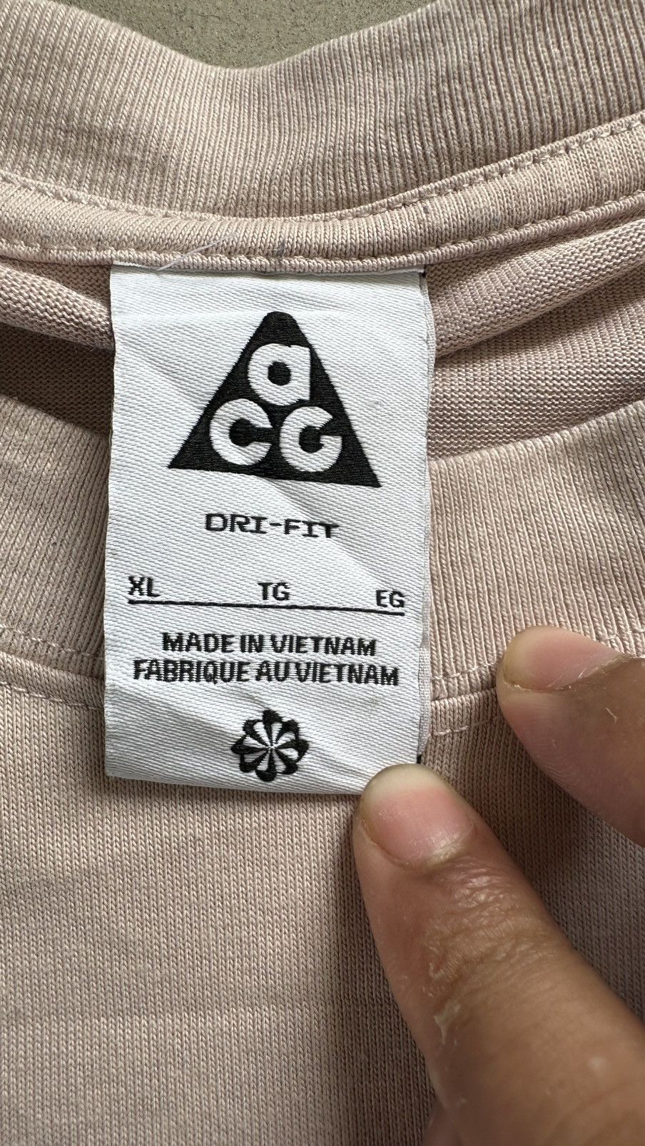Nike ACG NIKE ACG HIKE NIKE TEE Size US XL / EU 56 / 4 - 5 Thumbnail