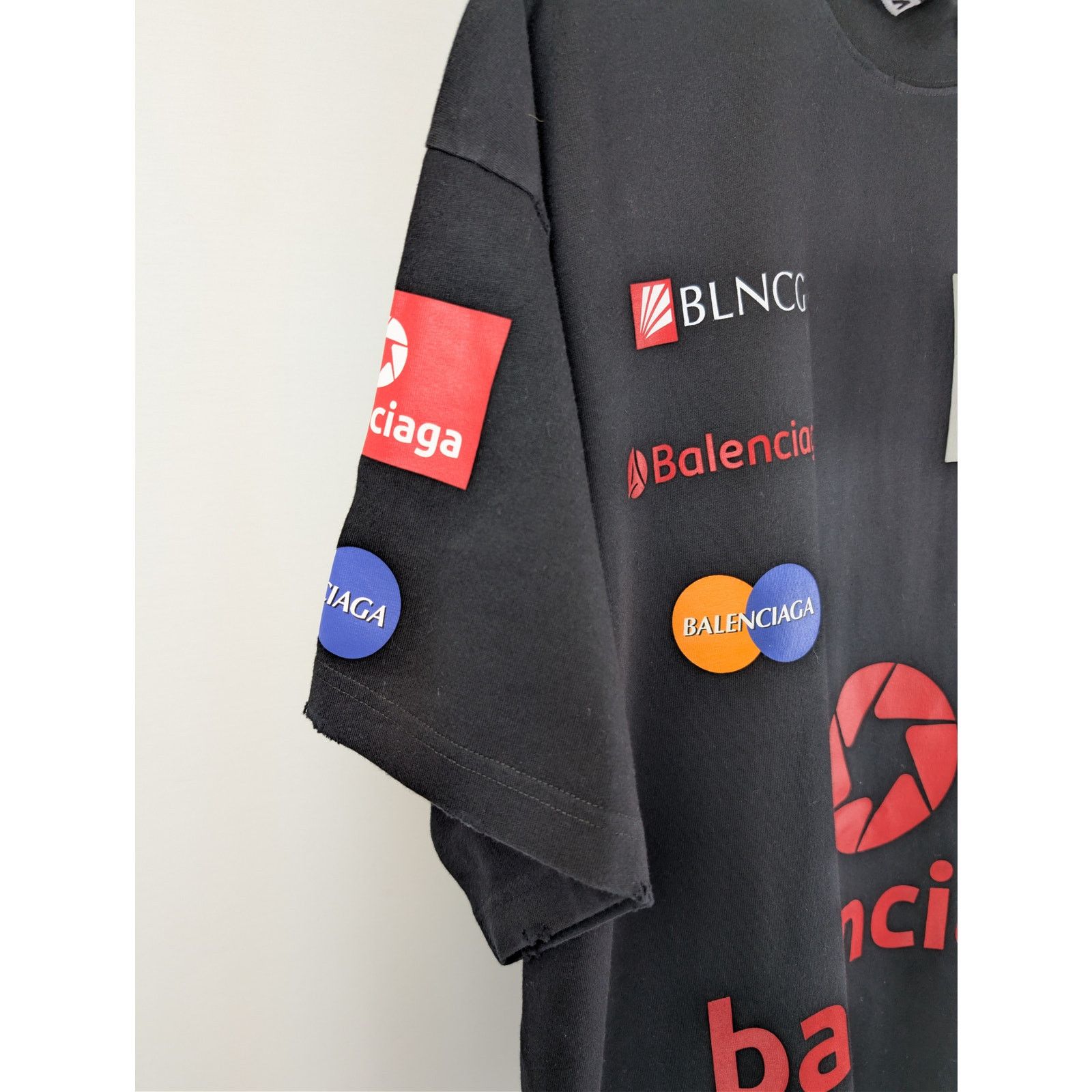 Balenciaga o1rshd1 Top League Vintage Jersey Short Sleeve Shirt Black Size US L / EU 52-54 / 3 - 6 Thumbnail