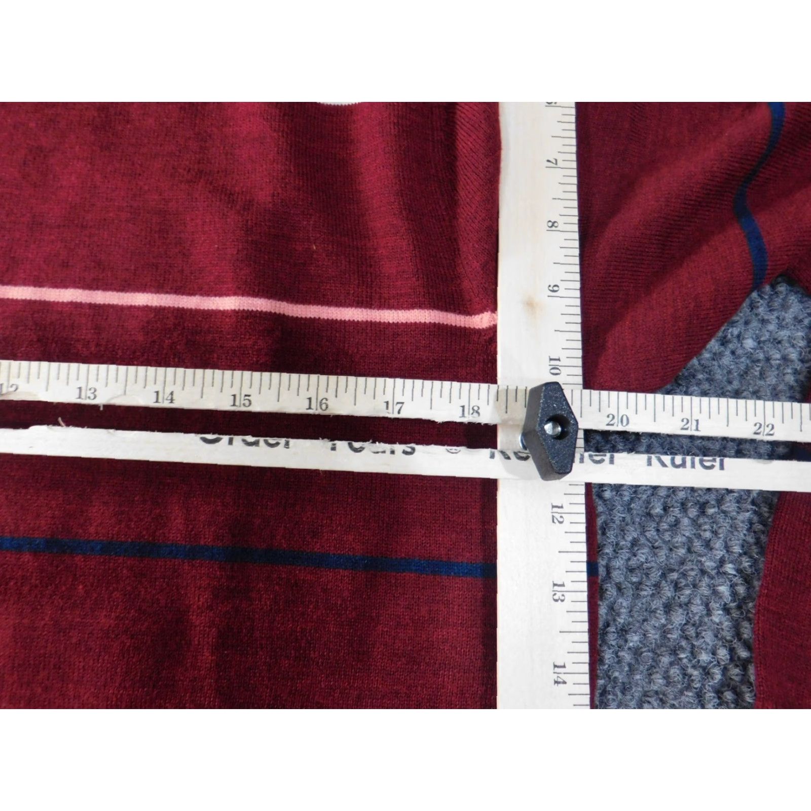 RVCA RVCA Mens Sweater Long Sleeve Crew Neck Red Knit Pullover Striped Cotton Logo Open-Knit Basic Regular Size S Mens Size US S / EU 44-46 / 1 - 7 Thumbnail