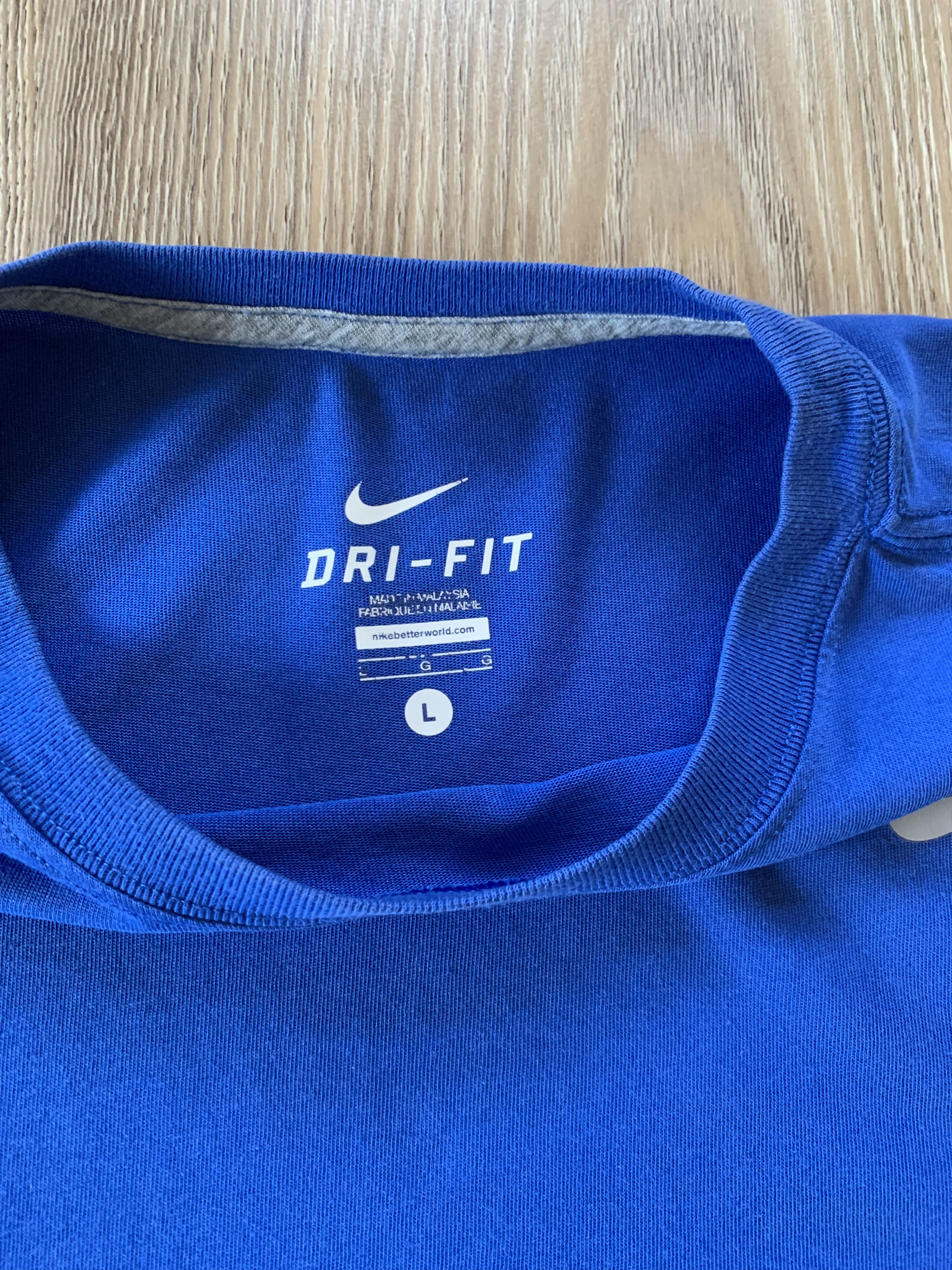 Nike Nike Dri Fit Training Blue T Shirt Size US L / EU 52-54 / 3 - 6 Thumbnail