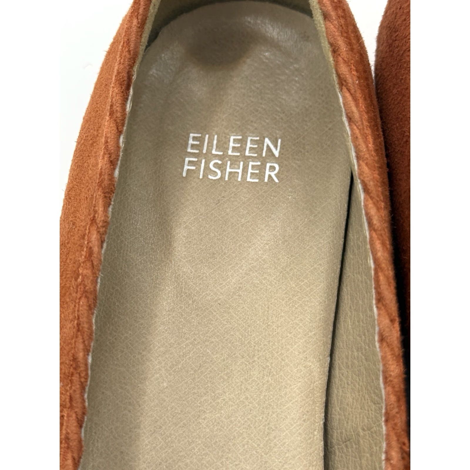 Eileen Fisher Eileen Fisher Posy Ballet Flats Women Size 7 Suede Orange Pointed Toe Scalloped Slip On Leather Lining Leather Outsole Flat Size US 7 / IT 37 - 4 Thumbnail