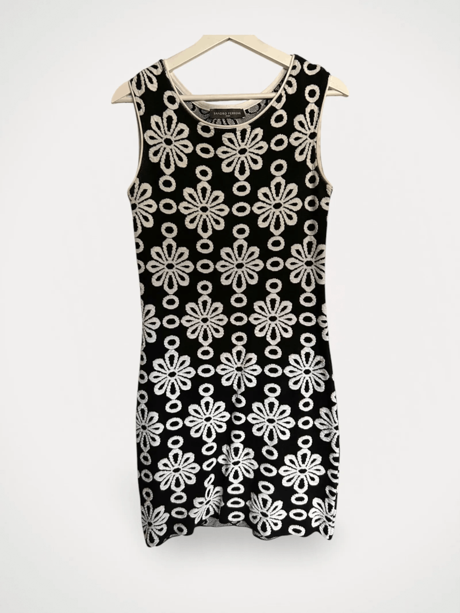 Sandro Sandro Ferrone Roma Kort klänning frå Rom Dress Size M / US 6-8 / IT 42-44 - 1 Thumbnail