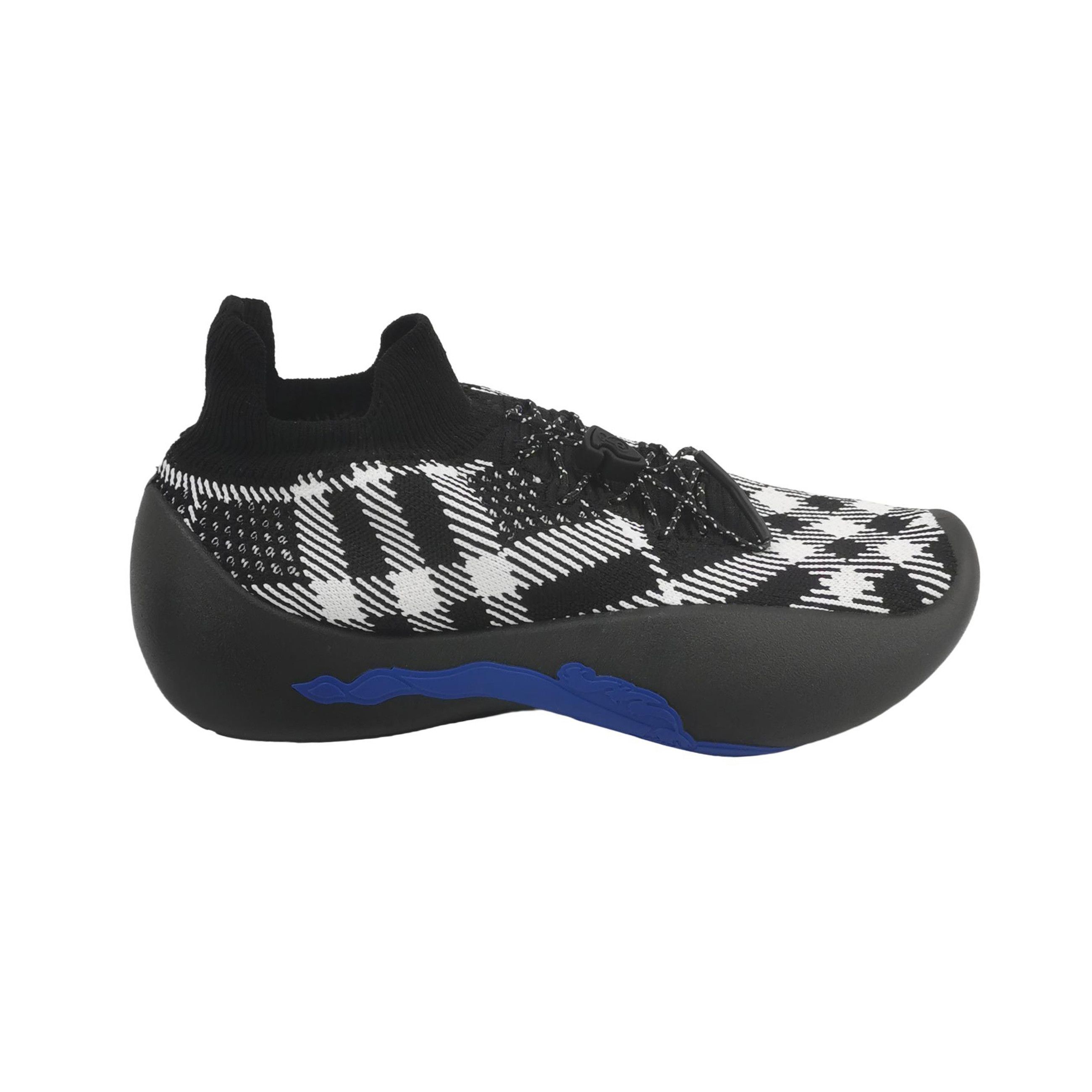 Burberry Burberry Women 6 Lowtop Sneakers Size US 6 / IT 36 - 1 Thumbnail