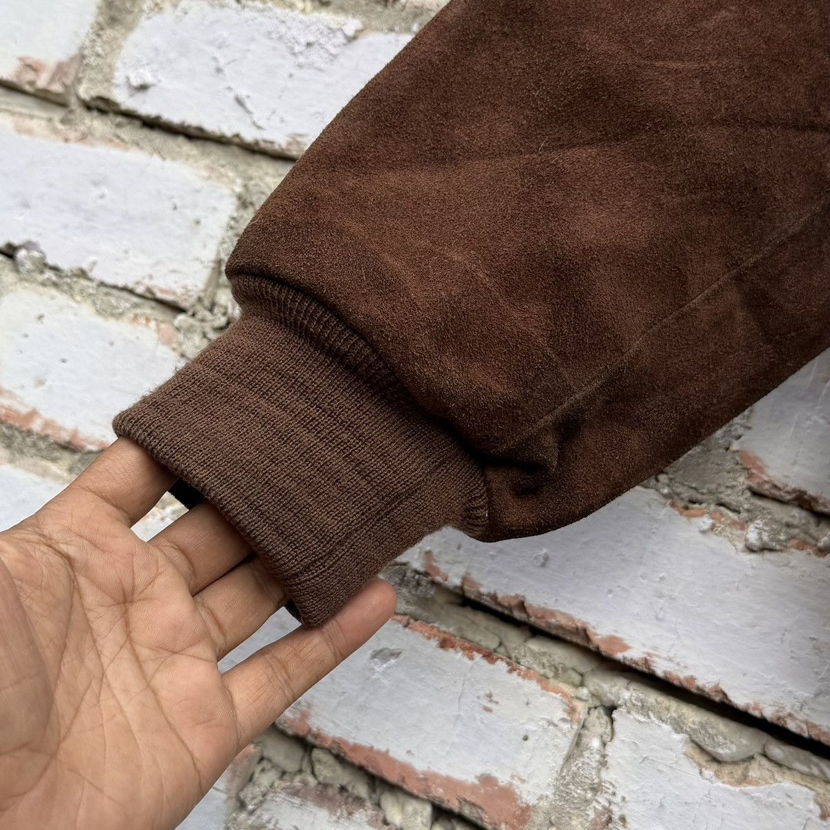 Vintage Vintage Gerry Cosby Suede Leather Bomber Jacket Brown Size US L / EU 52-54 / 3 - 8 Thumbnail