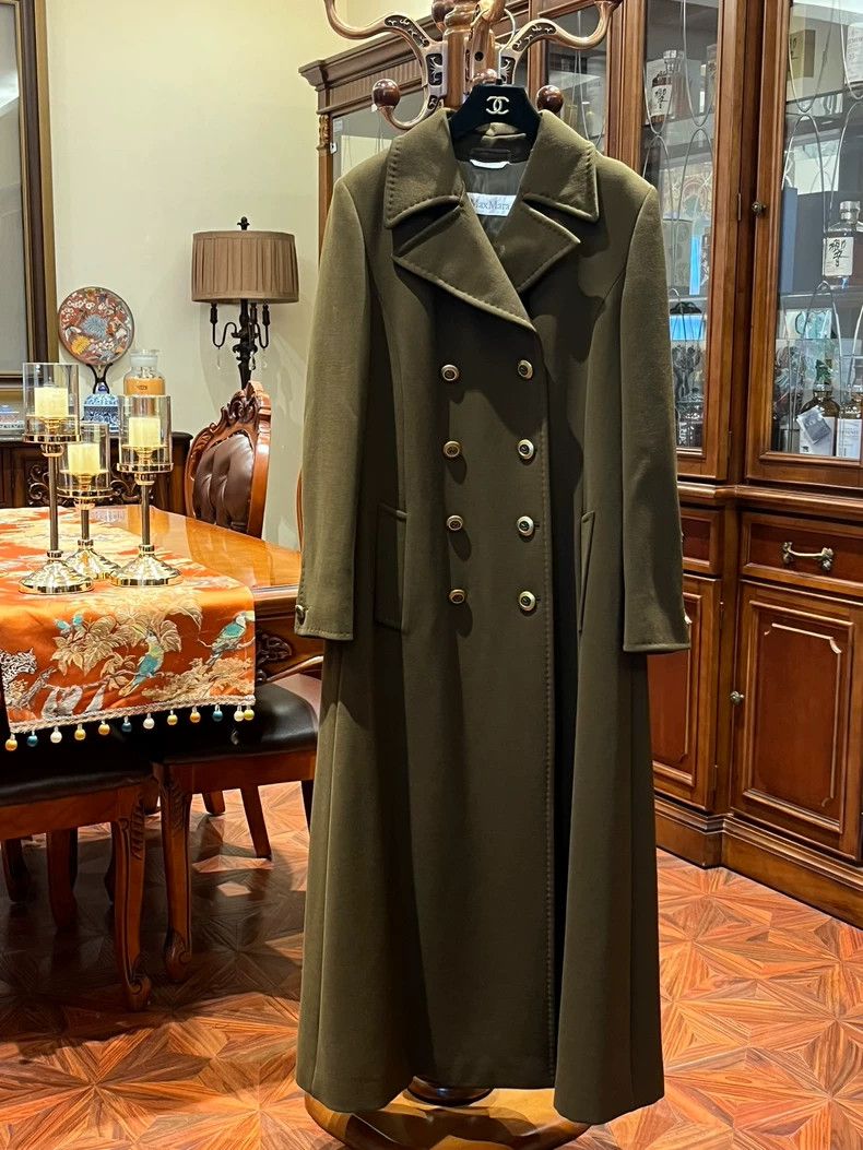 Max Mara Max Mara Long coat Size M / US 6-8 / IT 42-44 - 1 Thumbnail