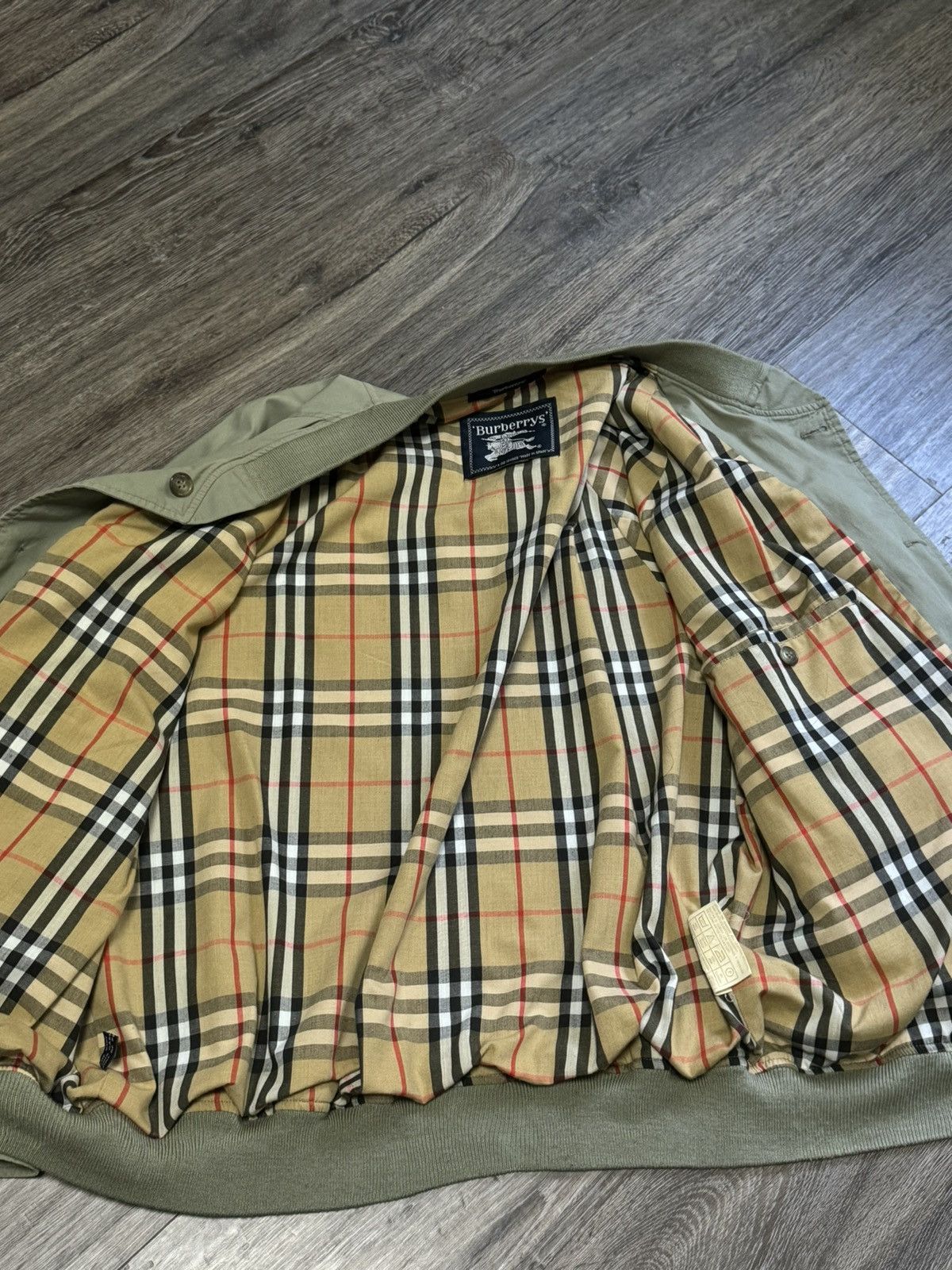 Burberry Burberry light jacket olive Size US M / EU 48-50 / 2 - 6 Thumbnail