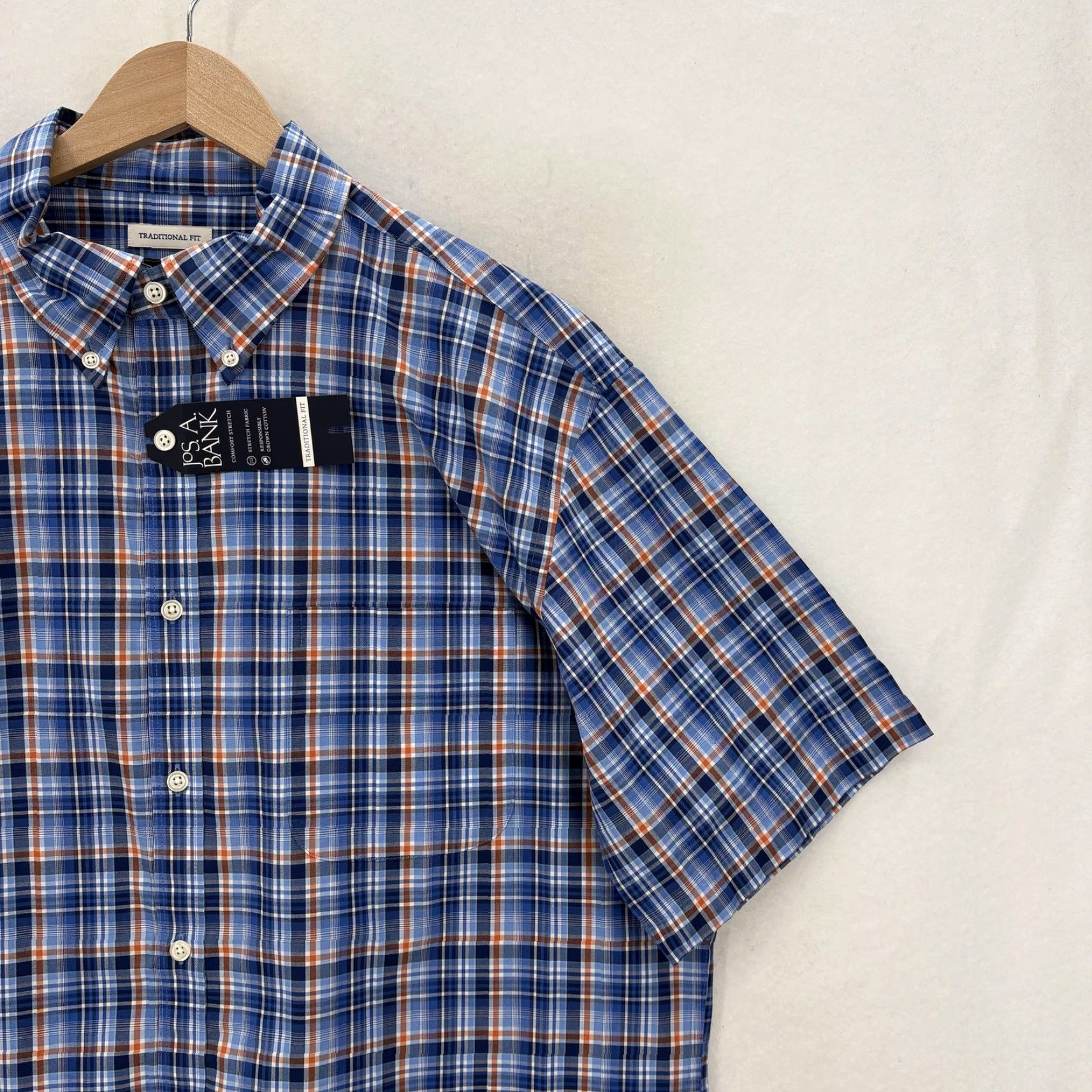 Jos. A. Bank Jos. A. Bank Shirt Mens L Blue Plaid Short Sleeve Stretch Button Front NWT Size US L / EU 52-54 / 3 - 2 Thumbnail