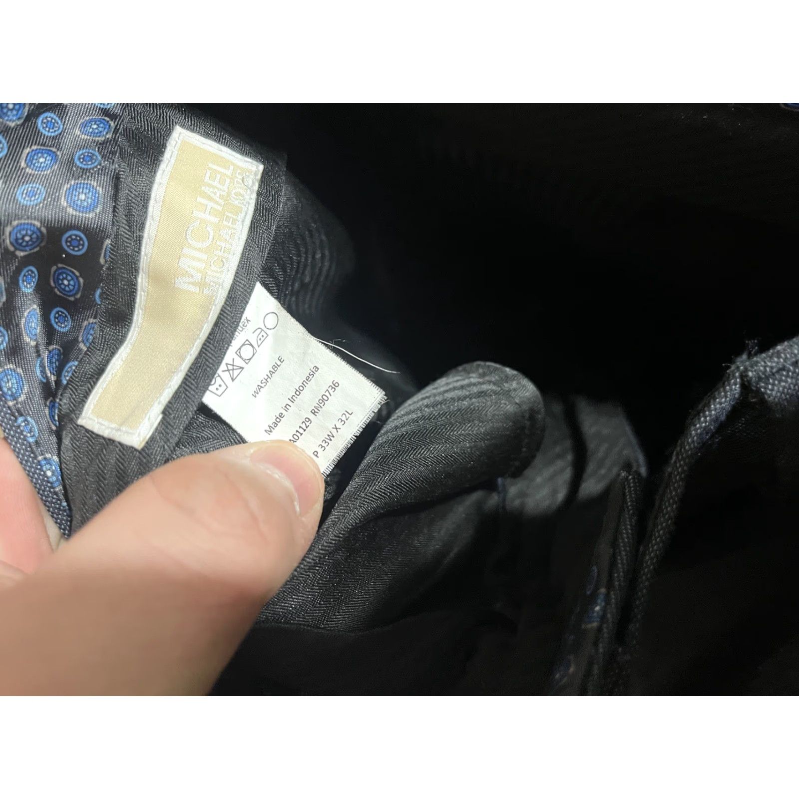 Michael Kors Michael Kors Dress Pants Men's Navy Straight Leg Flat Front 33x32 Stretch Pockets Button Regular Regular Mens Pants Blue Size US 33 - 5 Thumbnail