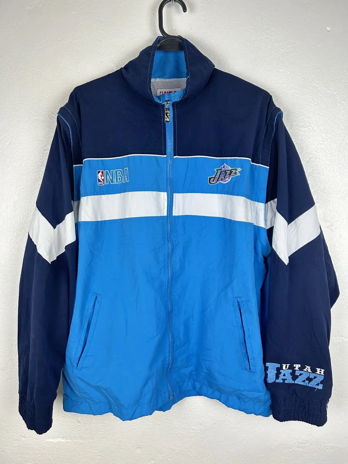 NBA Vintage NBA Utah Jazz Lightweight Transformer Jacket Vest Size US M / EU 48-50 / 2 - 1 Thumbnail