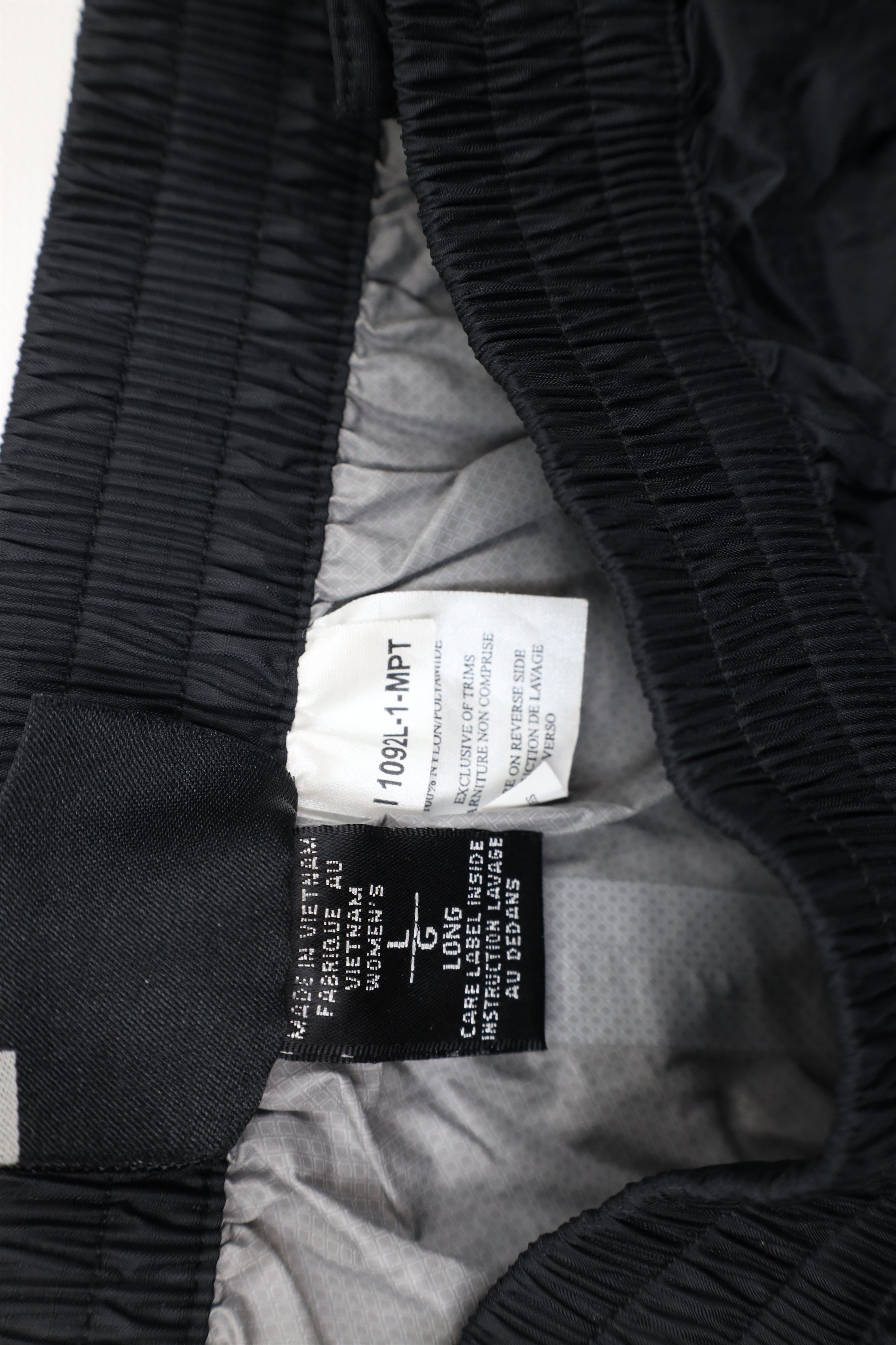 Marmot × Vintage Marmot Ripstop Waterproof Hiking Outdoor Rain Pants Black Size 28" / US 6 / IT 42 - 10 Thumbnail