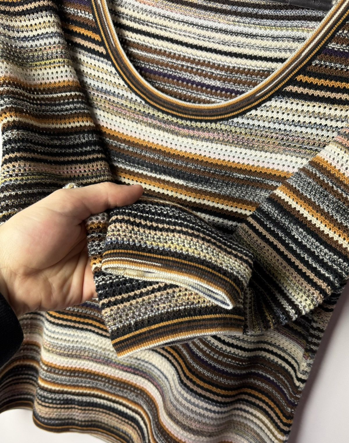 Missoni × Vintage Missoni V-Neck Striped Wool Sweater size 46 Size L / US 10 / IT 46 - 4 Thumbnail