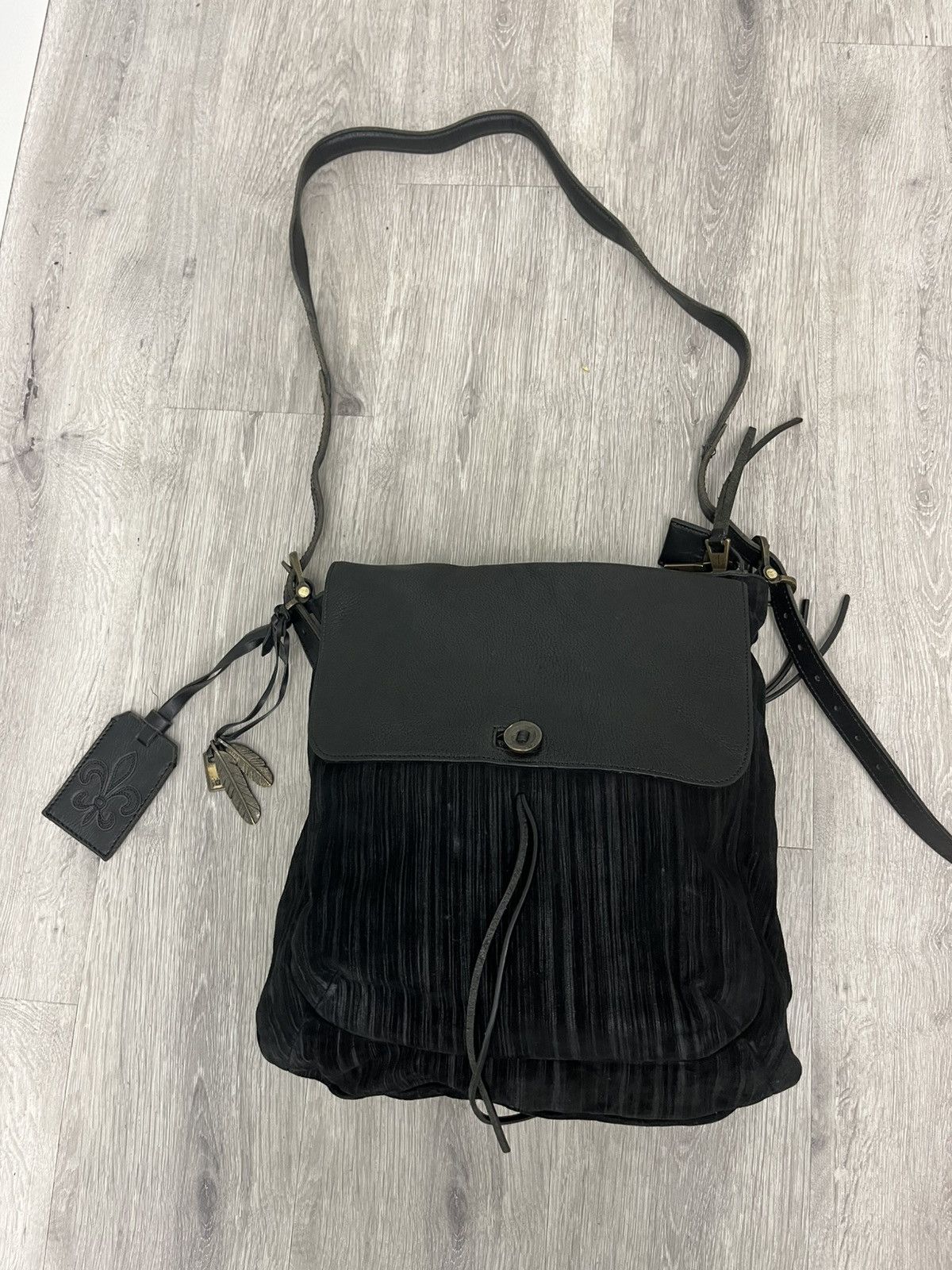 John Varvatos Leather Crossbody Bag. Size ONE SIZE - 21 Thumbnail