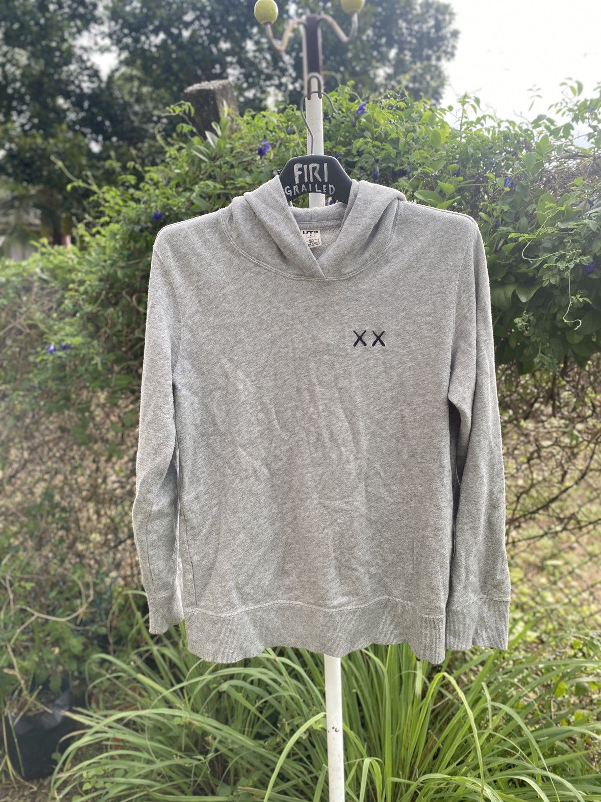 Japanese Brand UT X Kaws Sesame Street Hoodie Size US M / EU 48-50 / 2 - 2 Thumbnail