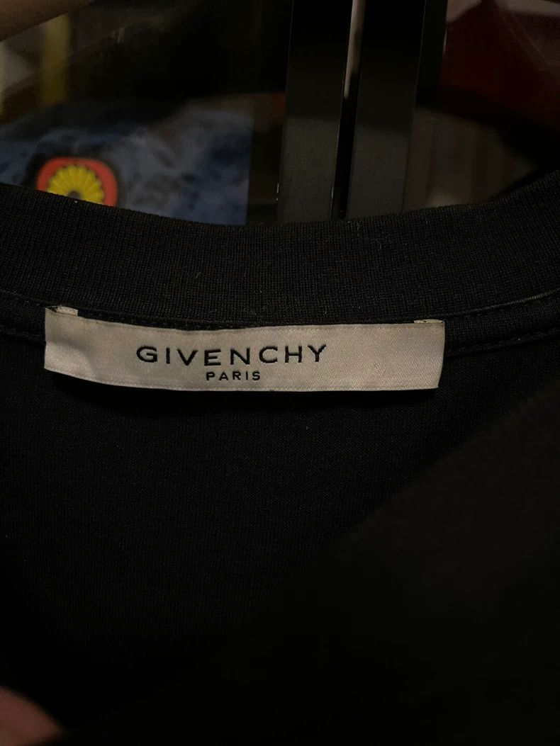 Givenchy Givenchy Men's Black Top Size US S / EU 44-46 / 1 - 4 Thumbnail
