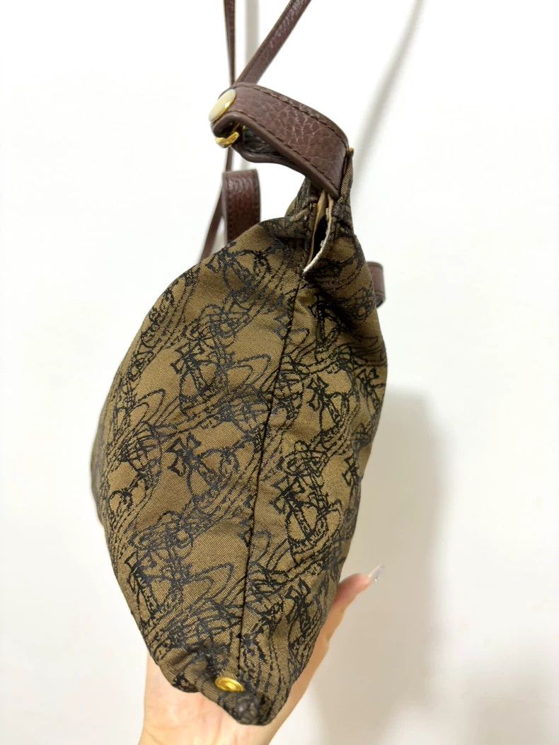 Vivienne Westwood Vivienne Westwood size os Mid-century gold Saturn full logo Size ONE SIZE - 7 Thumbnail