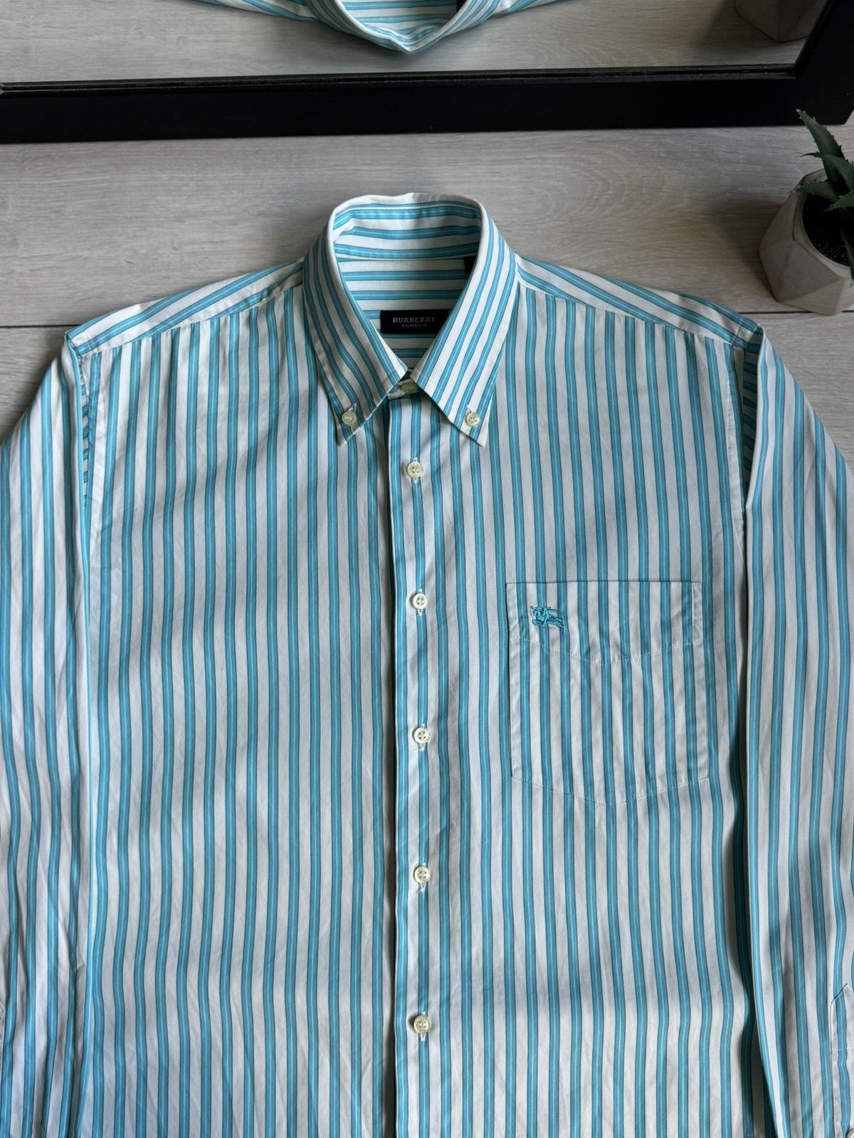 Burberry Vintage Burberry Stripped Button Up Shirt Size US S / EU 44-46 / 1 - 4 Thumbnail