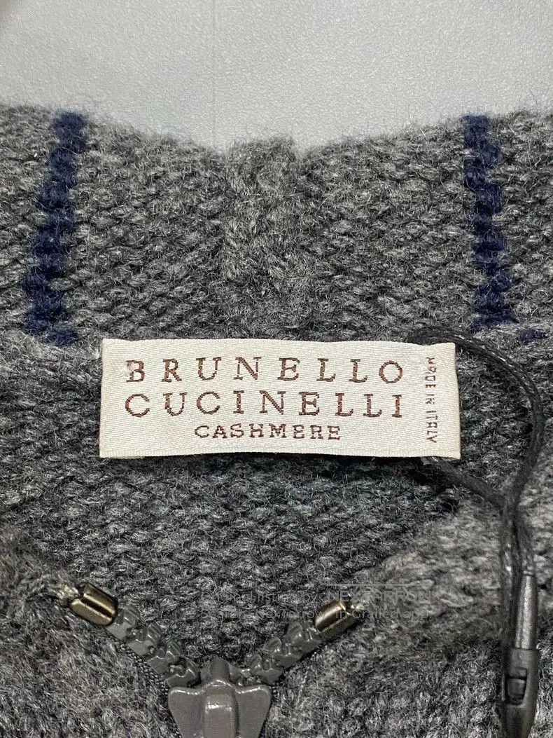 Brunello Cucinelli Gray Plaid Cashmere Zip Jacket. Size US XS / EU 42 / 0 - 4 Thumbnail