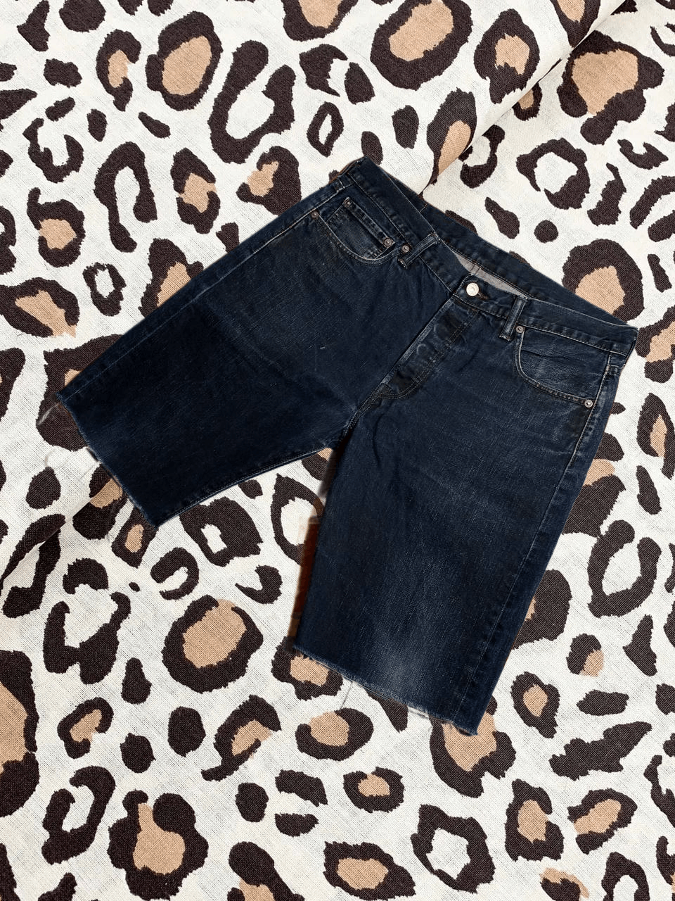 Levi's VINTAGE Y2K DENIM LEVIS SHORTS Size US 34 / EU 50 - 1 Thumbnail
