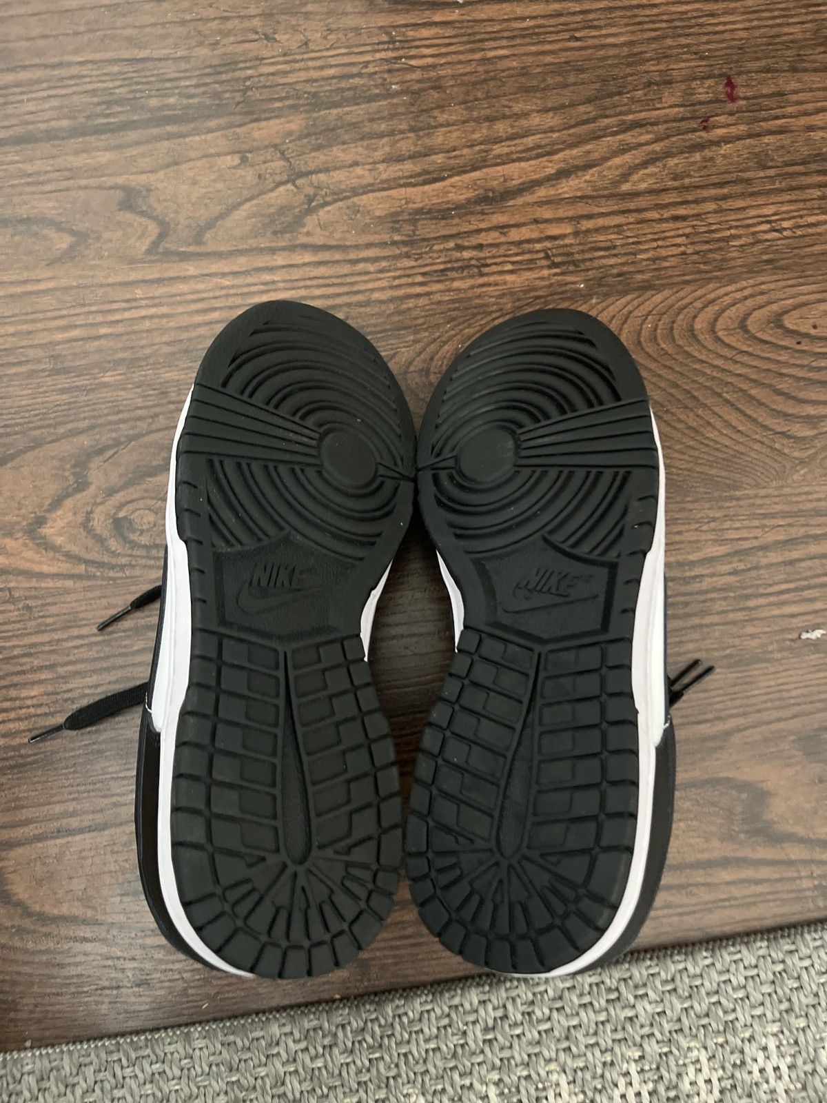 Nike Women’s Nike Dunk Low Panda Size US 10 / IT 40 - 3 Thumbnail