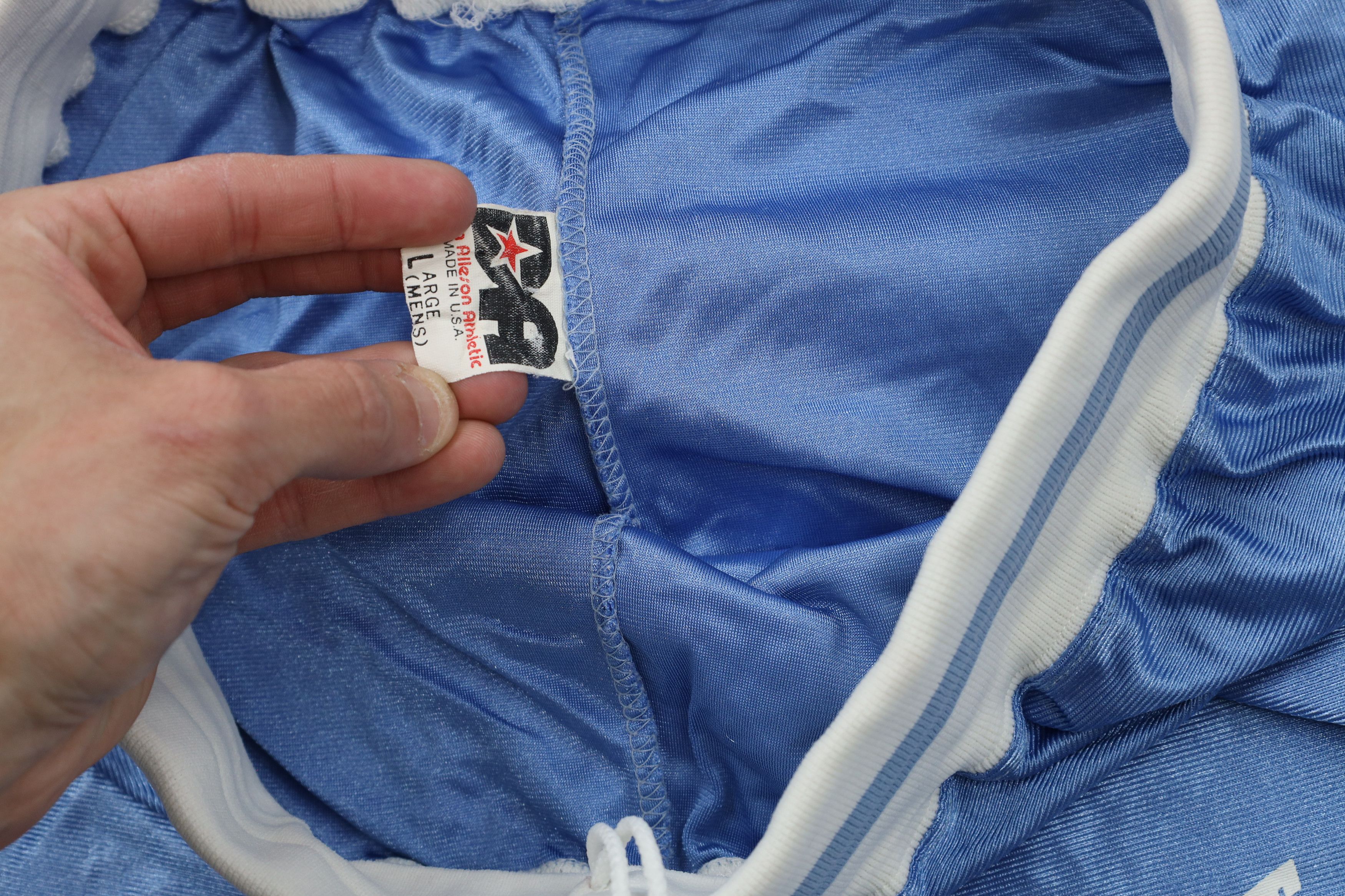Vintage Vintage 70s 80s Mustangs Above Knee Basketball Shorts USA Size US 34 / EU 50 - 5 Thumbnail