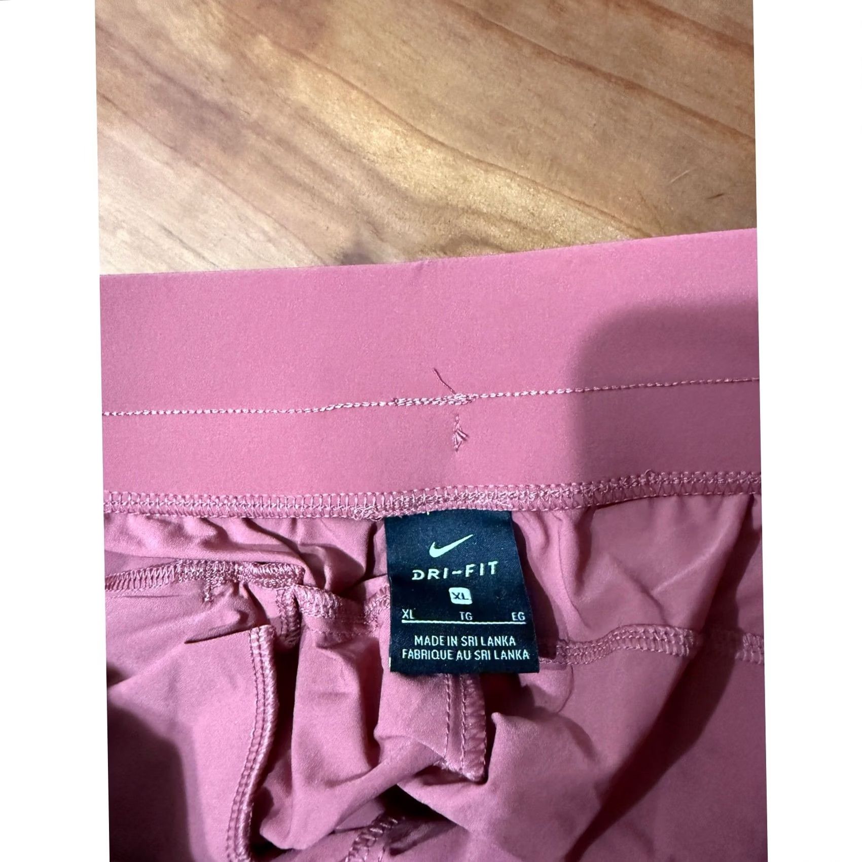 Nike Nike Bliss Luxe Women's Pants XL Pull on Track Pants Pink 35 in Waist Inseam 25 in Polyester Stretch Casual Sports Theme 2020s Mens Womens Boys Girls Size 24" / US 00 / IT 34 - 3 Thumbnail