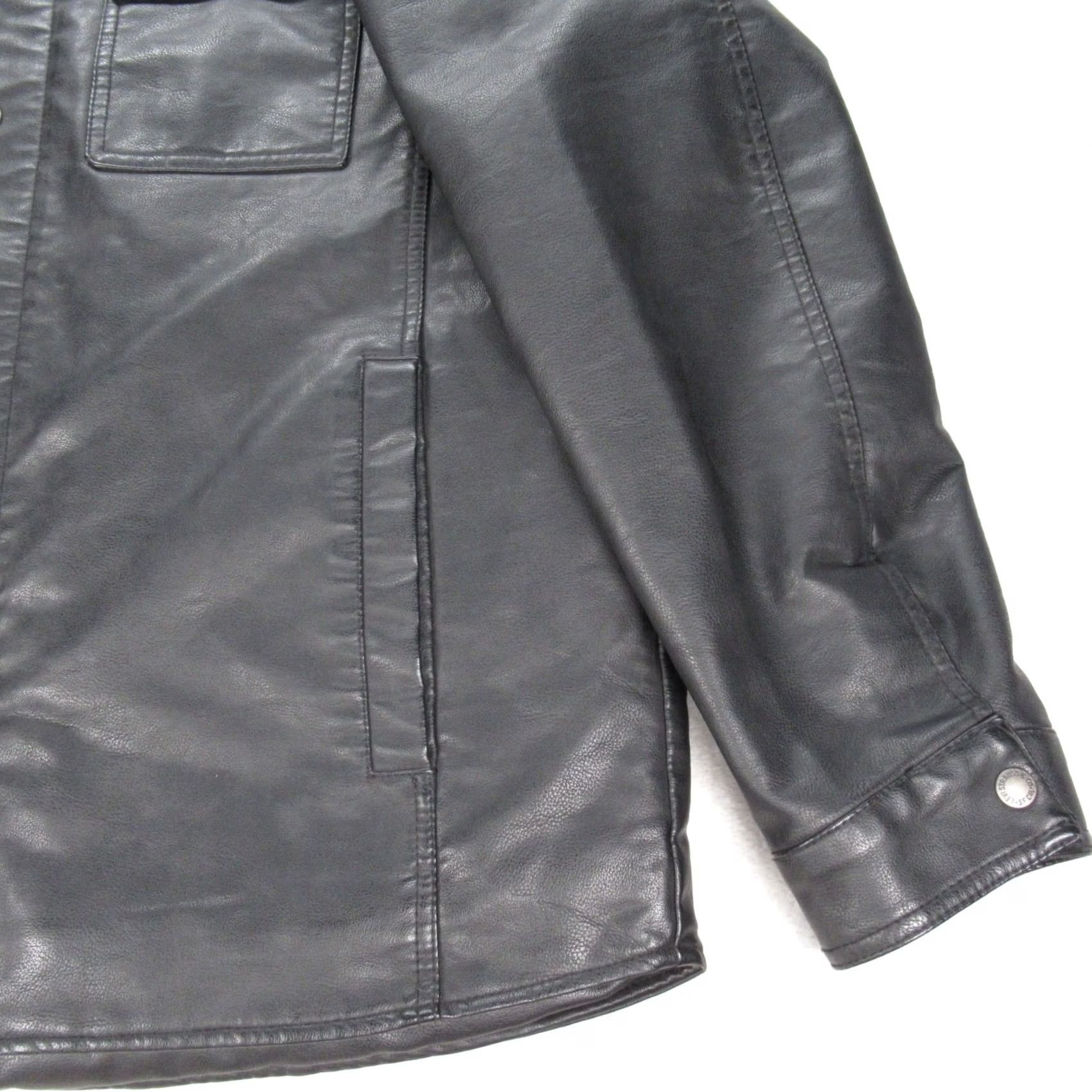Levi's Levi's Jacket Men L Black Faux Leather Snap Zip Sherpa Lined Motorcycle Winter Casual 90s? No Vintage: No Size US L / EU 52-54 / 3 - 6 Thumbnail