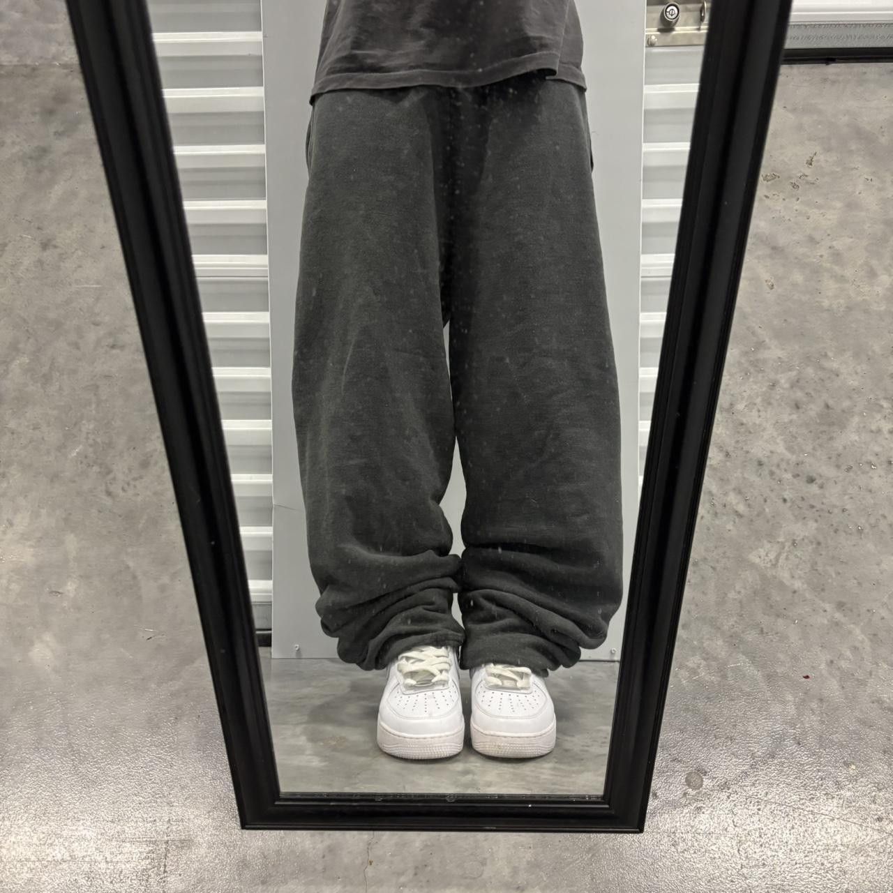 Russell Athletic × Vintage Crazy Vintage 90s Dark Grey Russell Essential Sweatpants! Size US 32 / EU 48 - 1 Thumbnail