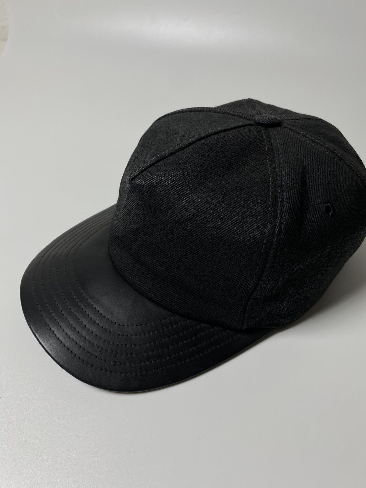 Rick Owens RICK OWENS LEATHER BRIM WAXED CAP Size ONE SIZE - 7 Thumbnail