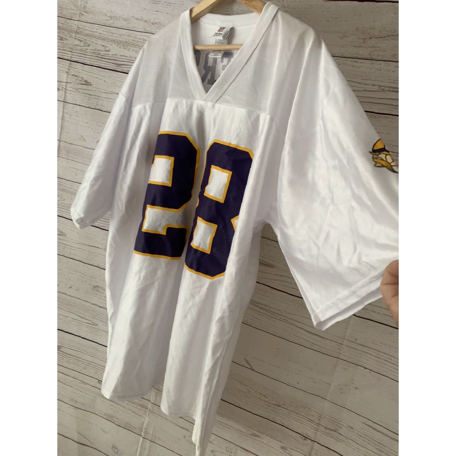 NFL NFL Team Apparel Minnesota Vikings #28 Adrian Peterson White Jersey Men's Size M Size US M / EU 48-50 / 2 - 4 Thumbnail