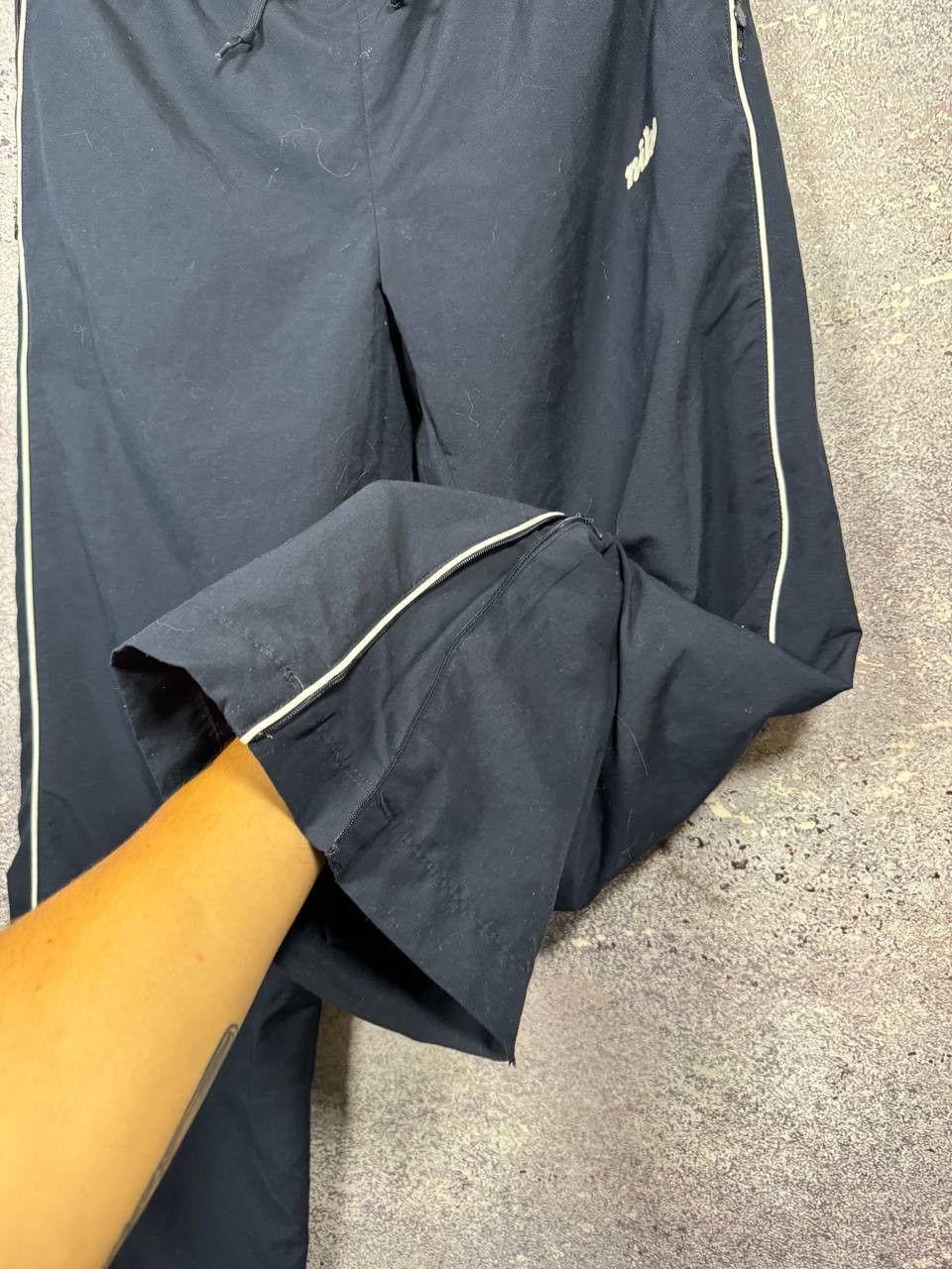 Nike VTG Nike Parachute Sweatpants Blue Pants White Stripes Size US 36 / EU 52 - 10 Thumbnail