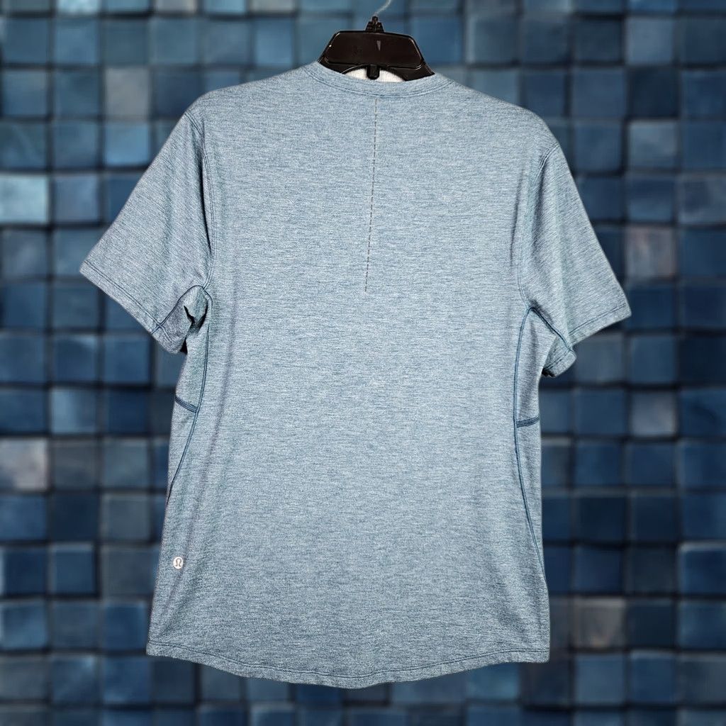 Lululemon Lululemon Men T-Shirt Size S Blue Short Sleeve Performance Stretch Workout Shirt Crew Neck Athletic Tee Basic All Seasons Brand: Lululemon Womens? Size US 29 - 1 Thumbnail