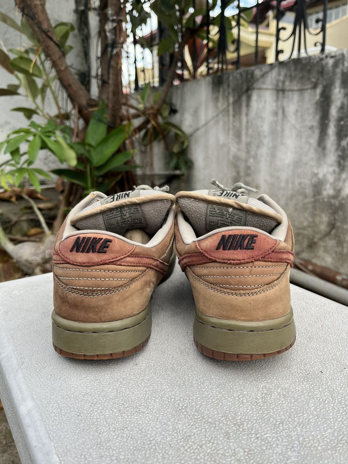 Nike SB rare nike sb dunk low grits 2004 Size US 8.5 / EU 41-42 - 4 Thumbnail