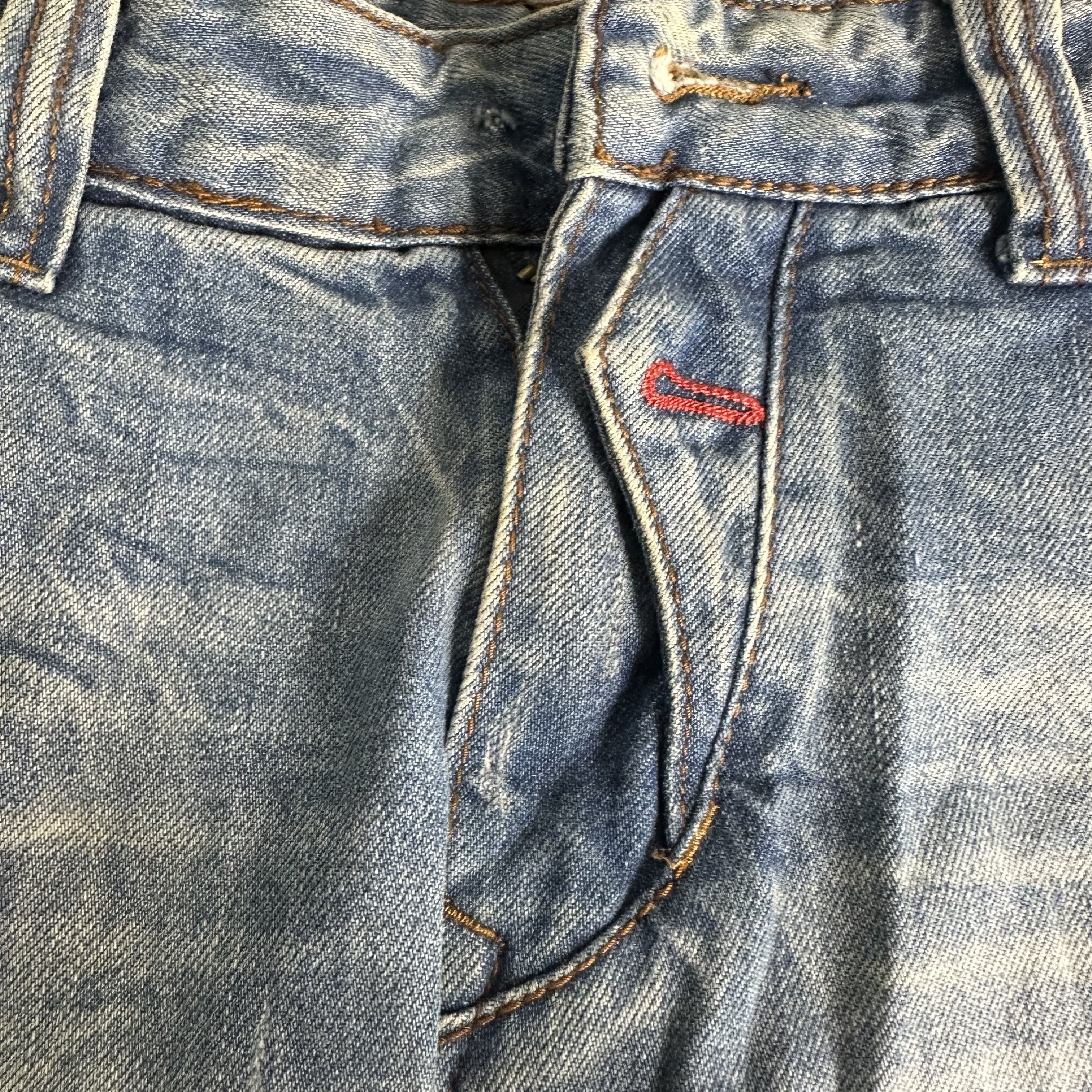 Dsquared2 🔥RARE🔥Vintage Dsquared2 Patchwork Distressed Denim Jeans Size US 33 - 7 Thumbnail